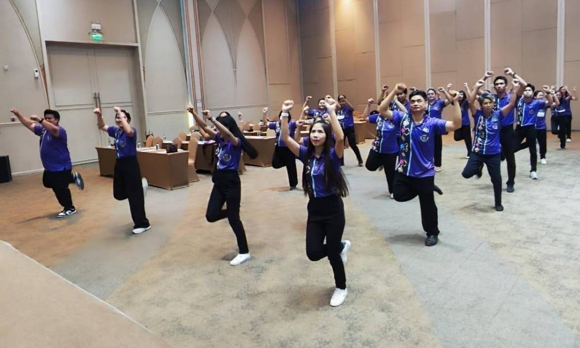 ? พช.ราชบุรี Kick off กิจกรรม “สร้างพลังกาย เสริมพลังใจ พัฒนาทีมงาน ชาว พช.ราชบุรี เฟส 3” ภายใต้โครงการขับเคลื่อนการส่งเสริมและการพัฒนาการออกกำลังกายและกีฬาเพื่อมวลชนให้เป็นวิถีชีวิตในระดับจังหวัด ?