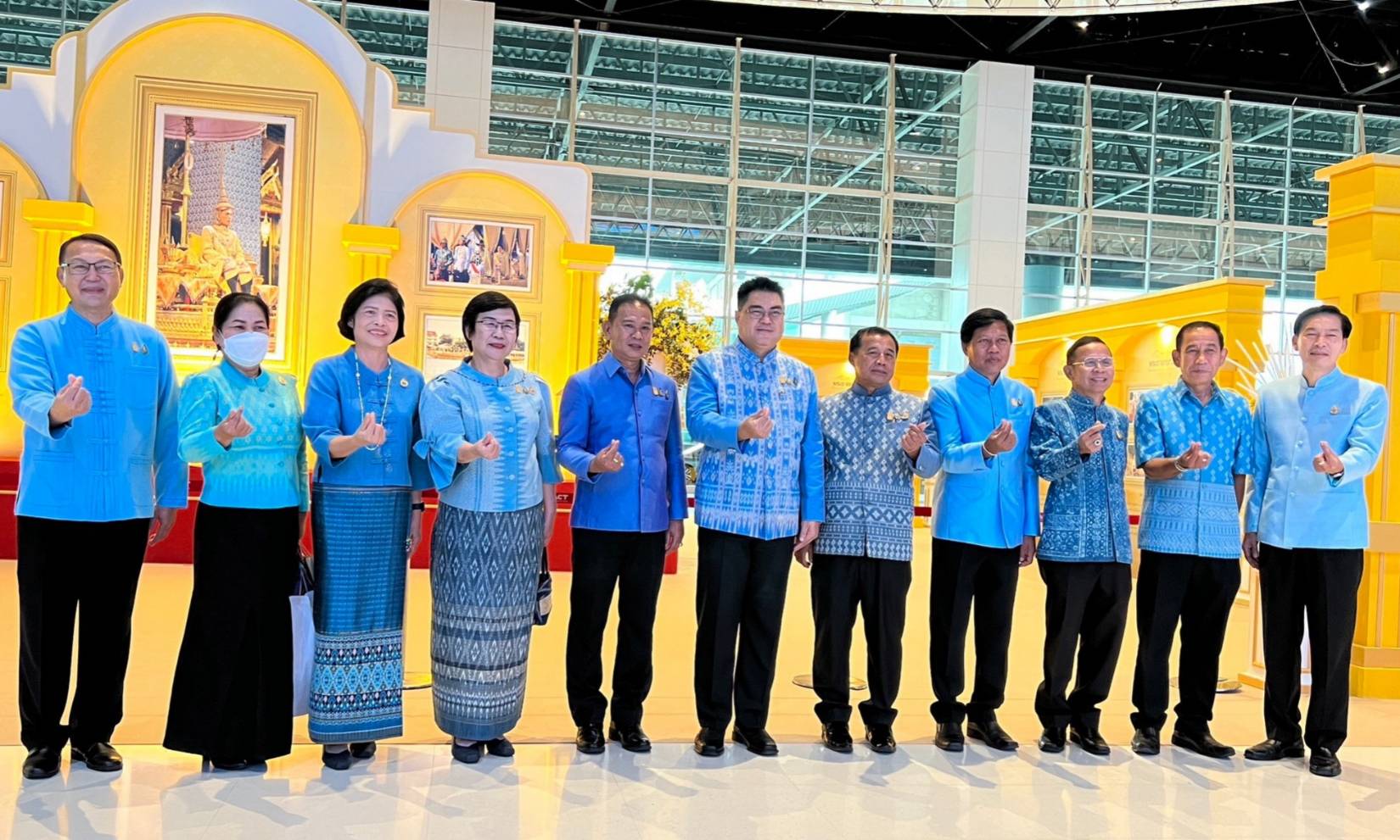 ?จังหวัดราชบุรี ร่วมพิธีเปิดงาน OTOP ศิลปาชีพ ประทีปไทย OTOP หลอมดวงใจ ด้วยพระบารมี