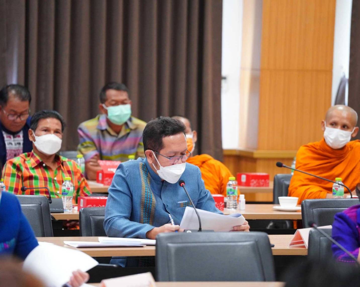 ?กระทรวงมหาดไทย ลงพื้นที่ติดตามการขับเคลื่อนโครงการอำเภอบำบัดทุกข์ บำรุงสุข แบบบูรณาการอย่างยั่งยืน และโครงการหนึ่งตำบล หนึ่งหมู่บ้านยั่งยืน (Sustainable Village) เน้นย้ำ !! ผู้นำต้องทำงานแบบ บูรณาการ ยอมเสียสละทรัพย์ทางโลก แต่ได้ทรัพย์ทางธรรมที่เป็นอริยทรัพย์ คือบุญกุศลส่งให้ความสุขที่ยั่งยืน” ด้วยการเสียสละประโยชน์ส่วนตัวเพื่อส่วนรวม