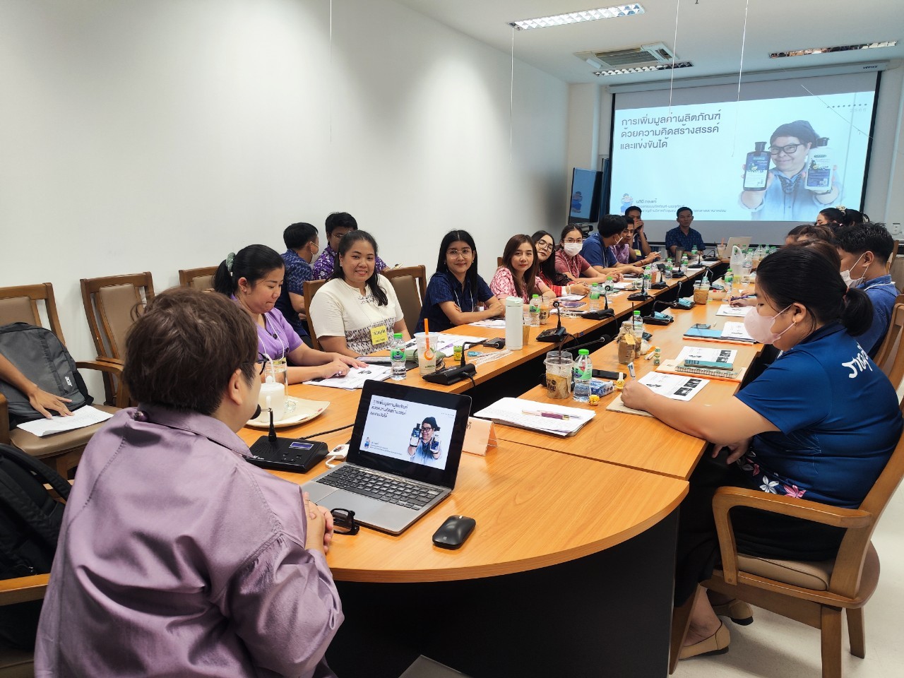 ?พช.ราชบุรี เร่งพัฒนาบุคลากร”ลับมีดให้คม”จัดติวเข้มพัฒนากรบรรจุใหม่ไม่เกิน 6 ปี ให้พร้อมขับเคลื่อนงาน ตามภารกิจให้มีประสิทธิภาพ