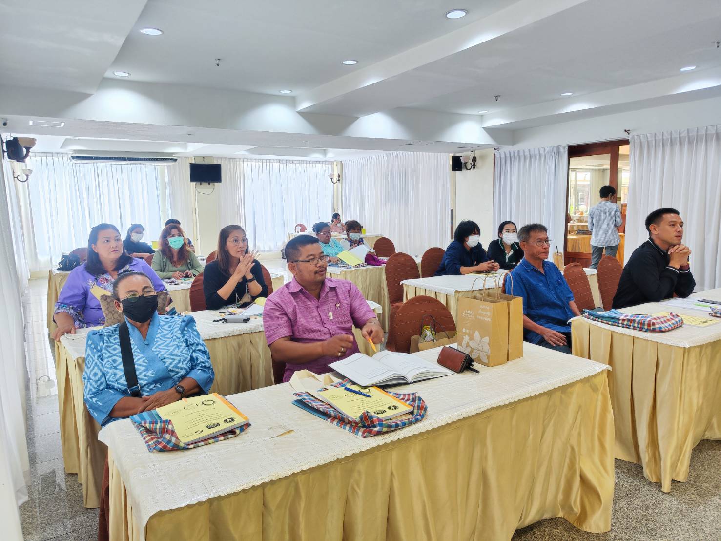 📣พช.ราชบุรี ดำเนินโครงการส่งเสริมการสร้างรายได้จากกิจการอาหารปลอดภัย