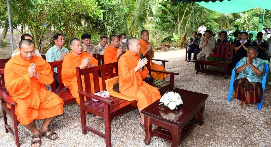 📣พช.ราชบุรี ร่วมมอบบ้านตามโครงการมอบบ้านธารน้ำใจ ที่อำเภอเมืองราชบุรี