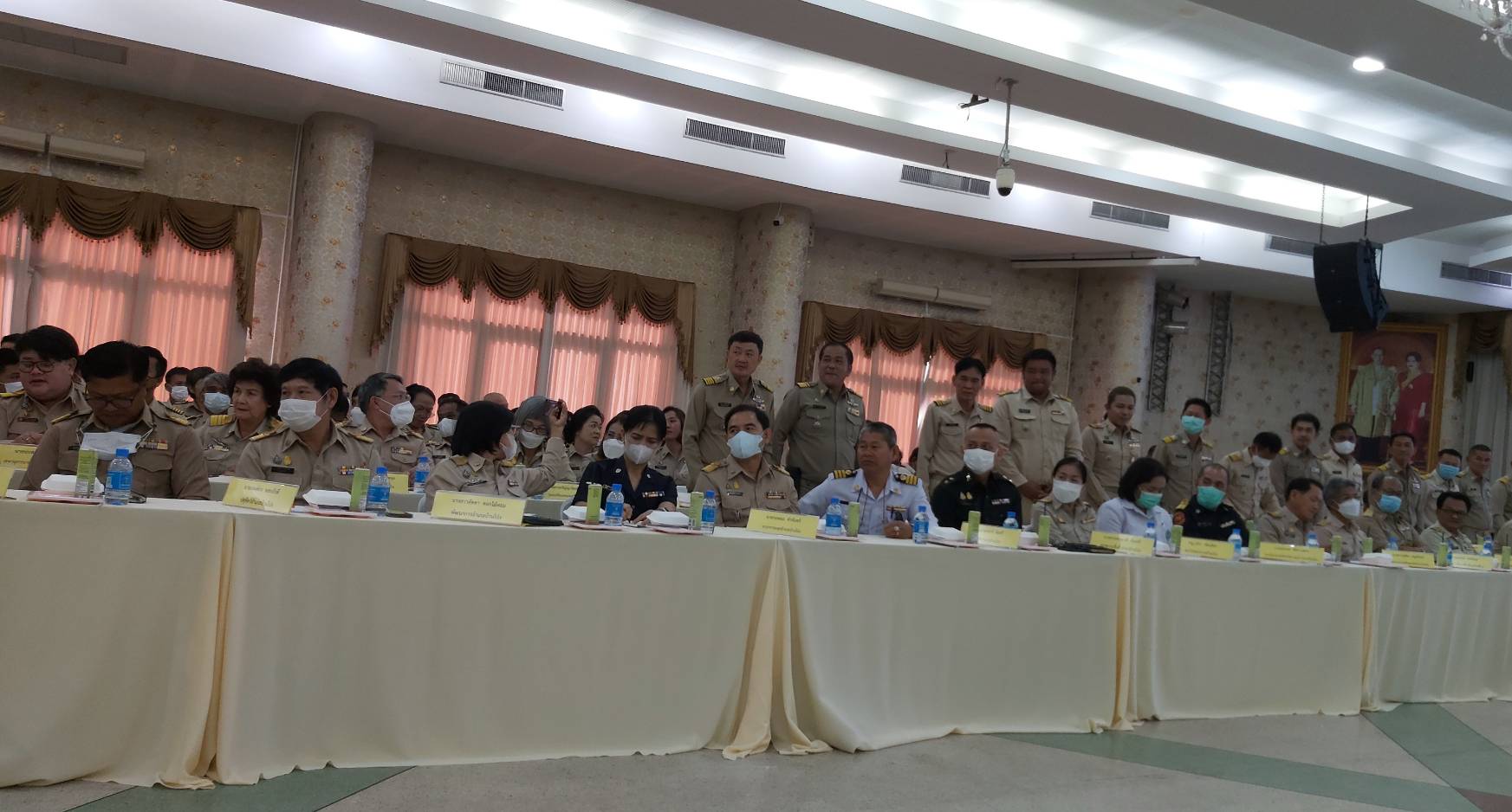 📣 พช.ราชบุรี ร่วมลงพื้นที่มอบนโยบายส่วนราชการ อ.บ้านโป่ง เน้นปัญหาความยากจน ยาเสพติด สถานที่ท่องเที่ยวปลอดภัย