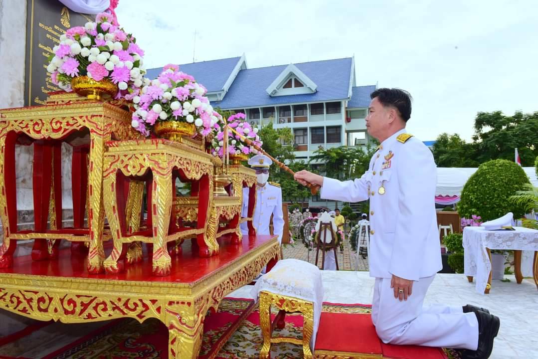 📣ผวจ.ราชบุรี นำข้าราชการในสังกัดวางพวงมาลา และนำพสนิกรน้อมรำลึกในพระมหากรุณาธิคุณ เนื่องในวันคล้ายวันสวรรคต พระบาทสมเด็จพระจุลจอมเกล้าเจ้าอยู่หัว “วันปิยมหาราช” ประจำปี 2566