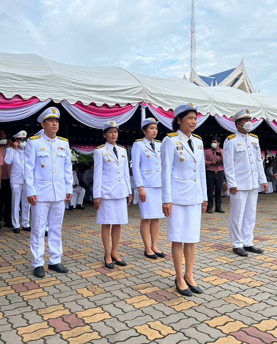 📣ผวจ.ราชบุรี นำข้าราชการในสังกัดวางพวงมาลา และนำพสนิกรน้อมรำลึกในพระมหากรุณาธิคุณ เนื่องในวันคล้ายวันสวรรคต พระบาทสมเด็จพระจุลจอมเกล้าเจ้าอยู่หัว “วันปิยมหาราช” ประจำปี 2566