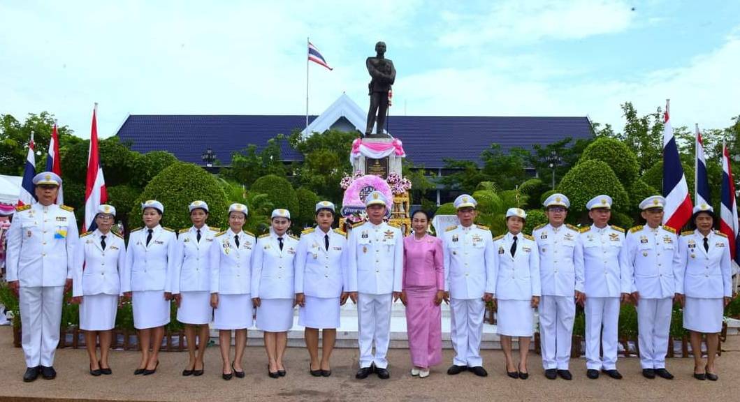 📣ผวจ.ราชบุรี นำข้าราชการในสังกัดวางพวงมาลา และนำพสนิกรน้อมรำลึกในพระมหากรุณาธิคุณ เนื่องในวันคล้ายวันสวรรคต พระบาทสมเด็จพระจุลจอมเกล้าเจ้าอยู่หัว “วันปิยมหาราช” ประจำปี 2566