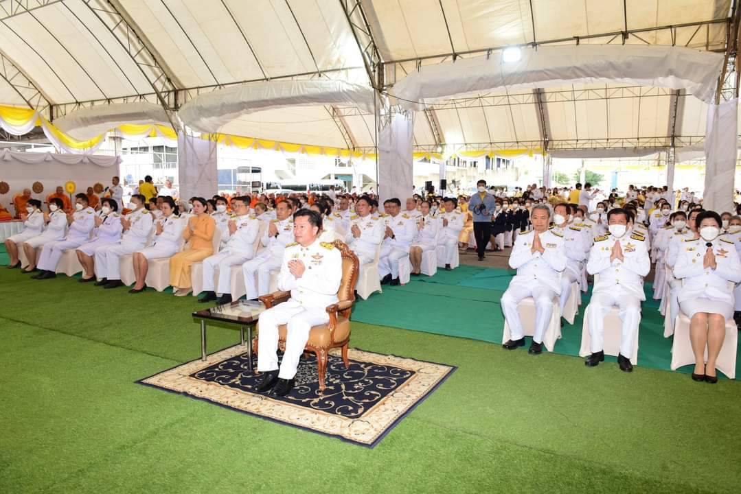 📣พช.ราชบุรี ร่วมพิธีทำบุญตักบาตร และพิธีวางพานพุ่มดอกไม้ถวายราชสักการะ เนื่องในวันคล้ายวันพระบรมราชสมภพพระบาทสมเด็จพระบรมชนกาธิเบศร มหาภูมิพลอดุลยเดชมหาราช บรมนาถบพิตร วันชาติ และวันพ่อแห่งชาติ 5 ธันวาคม 2566