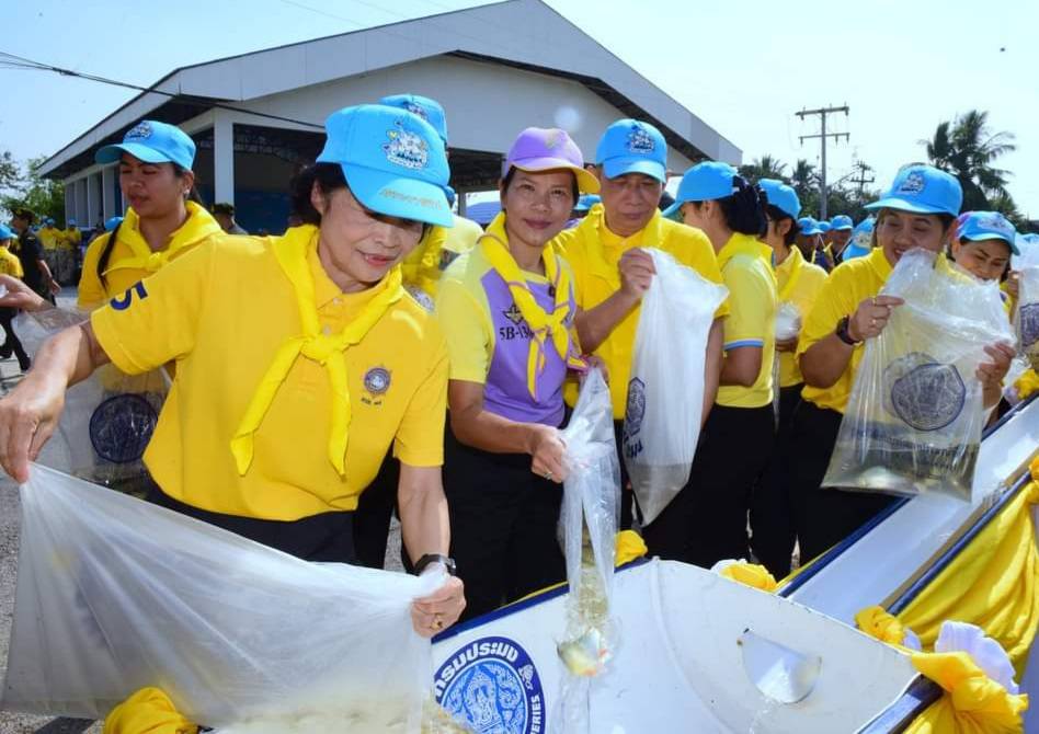 📣พช.ราชบุรี ร่วมกิจกรรมจิตอาสาพัฒนาสถานที่และปรับภูมิทัศน์ เนื่องในวันคล้ายวันพระบรมราชสมภพพระบาทสมเด็จพระบรมชนกาธิเบศร มหาภูมิพลอดุลยเดชมหาราช บรมนาถบพิตร วันชาติ และวันพ่อแห่งชาติ 5 ธันวาคม 2566