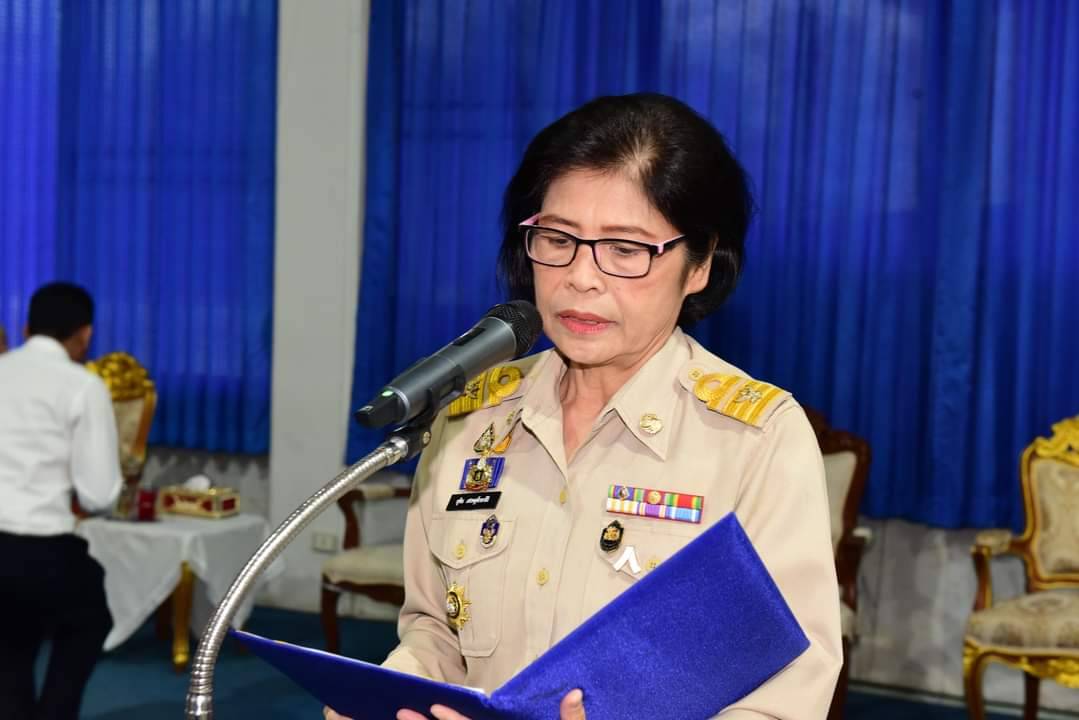 📣 ราชบุรี จัดพิธีมอบประกาศเกียรติคุณ การประกวดผ้า สืบสาน สร้างสรรค์ผ้าลายพระราชทาน “ผ้าลายขิดนารีรัตนราชกัญญา “ ประจำปี 2565 และ ผ้าลายพระราชทาน “ผ้าลายดอกรักราชกัญญา ” ประจำปี 2566