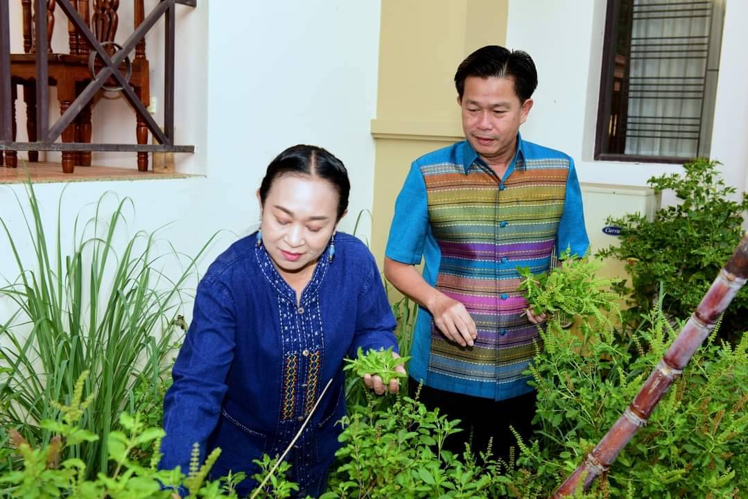 เปิดจวนผู้ว่าราชการจังหวัดราชบุรี  น้อมนำแนวพระราชดำริของสมเด็จพระกนิษฐาธิราชเจ้า กรมสมเด็จพระเทพรัตนราชสุดาฯ สยามบรมราชกุมารี  ขับเคลื่อนโครงการสร้างความมั่นคงทางอาหาร “บ้านนี้มีรัก ปลูกผักกินเอง”ขยายผลสู่ทุกครัวเรือน ลดรายจ่าย เพิ่มรายได้ อย่างยั่งยืน