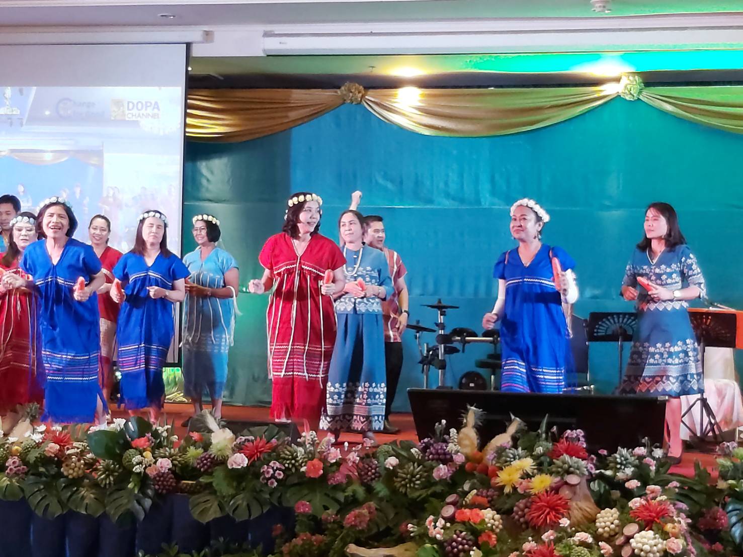 📣 ชมรมแม่บ้านมหาดไทยจังหวัดราชบุรี คว้ารางวัลชนะเลิศ จากชุดการแสดง ร้อง เล่น เต้น โชว์  “ชุดเด็กดอยใจดี”จากปลัดกระทรวงมหาดไทย 🎉🎉