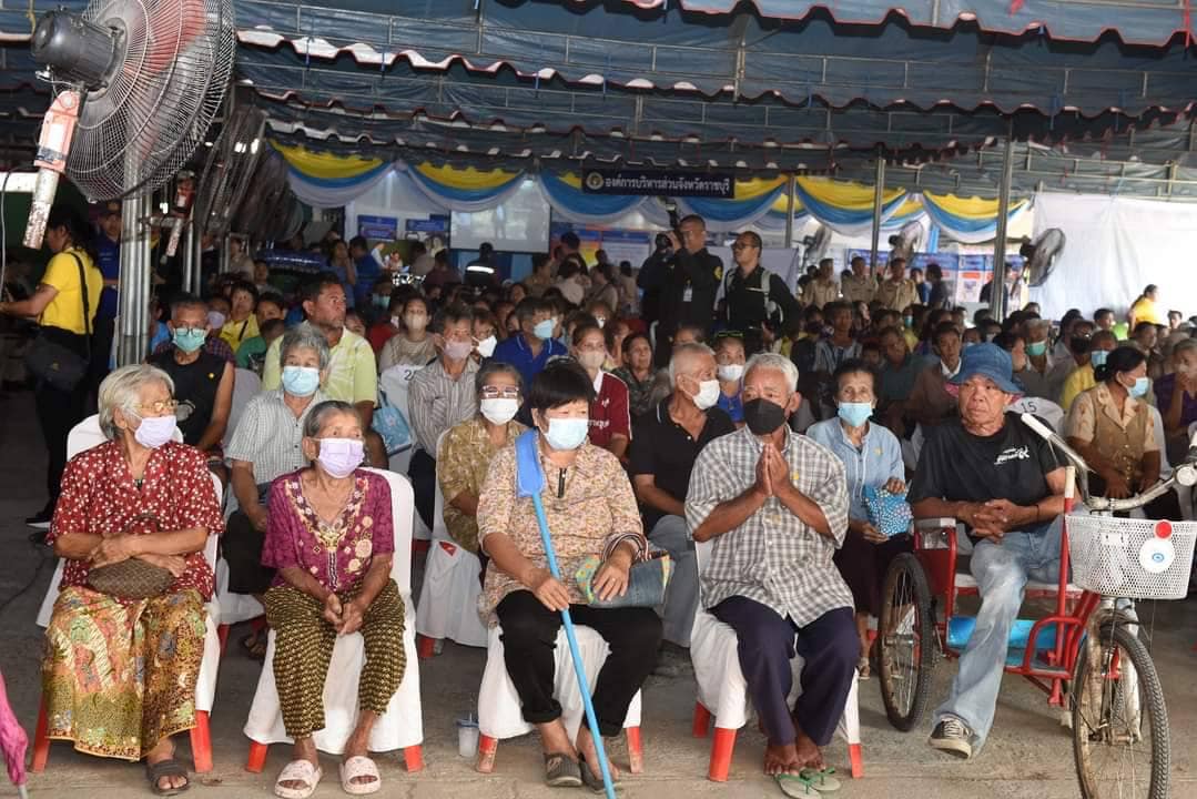 📣 พช.ราชบุรี ร่วมออกหน่วยให้บริการประชาชนภายใต้โครงการจังหวัดเคลื่อนที่ “บำบัดทุกข์บำรุงสุข สร้างรอยยิ้มให้ประชาชนจังหวัดราชบุรี” ร่วมกับโครงการหน่วยแพทย์เคลื่อนที่ พอ.สว.จังหวัดราชบุรี ประจำปี 2567 ครั้งที่ 4