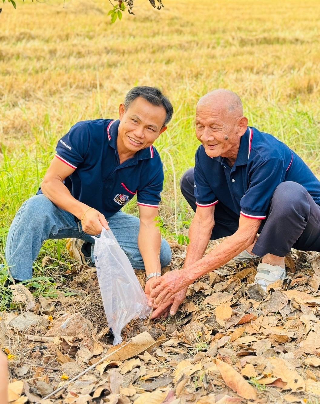 📣 พช.ราชบุรี KICK OFF ขับเคลื่อนโครงการ “ทางนี้มีผล ผู้คนรักกัน ถนนกินได้ 1,073 เส้นทาง เฉลิมพระเกียรติพระบาทสมเด็จพระเจ้าอยู่หัว เนื่องในโอกาสมหามงคลเฉลิมพระชนมพรรษา 6 รอบ 28 กรกฎาคม 2567”