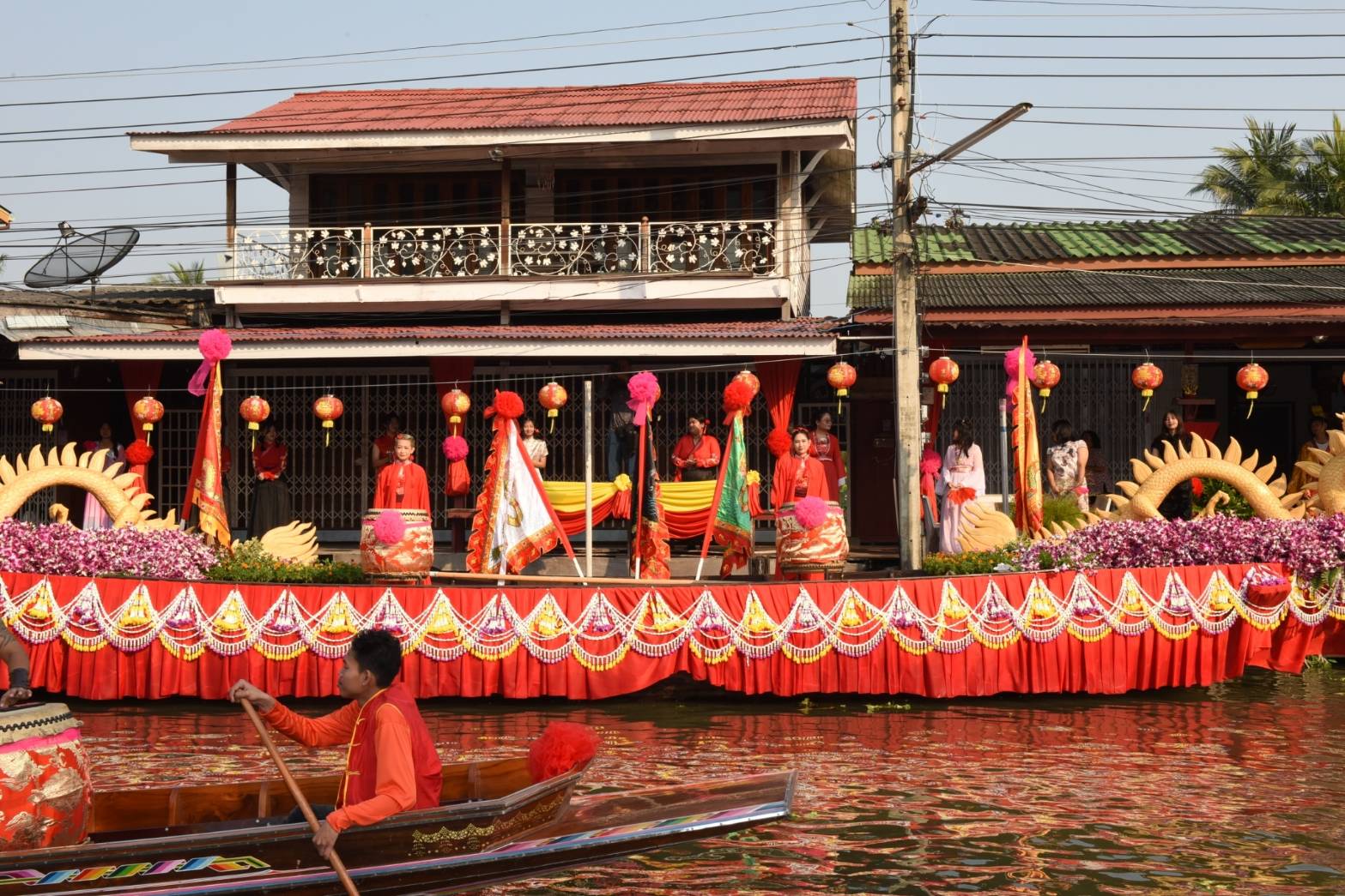 📣 พช. ราชบุรี เข้าร่วมพิธีเปิดงานประเพณีแห่พระทางน้ำ วัดปราสาทสิทธิ์ อำเภอดำเนินสะดวก จังหวัดราชบุรี ประจำปี 2567