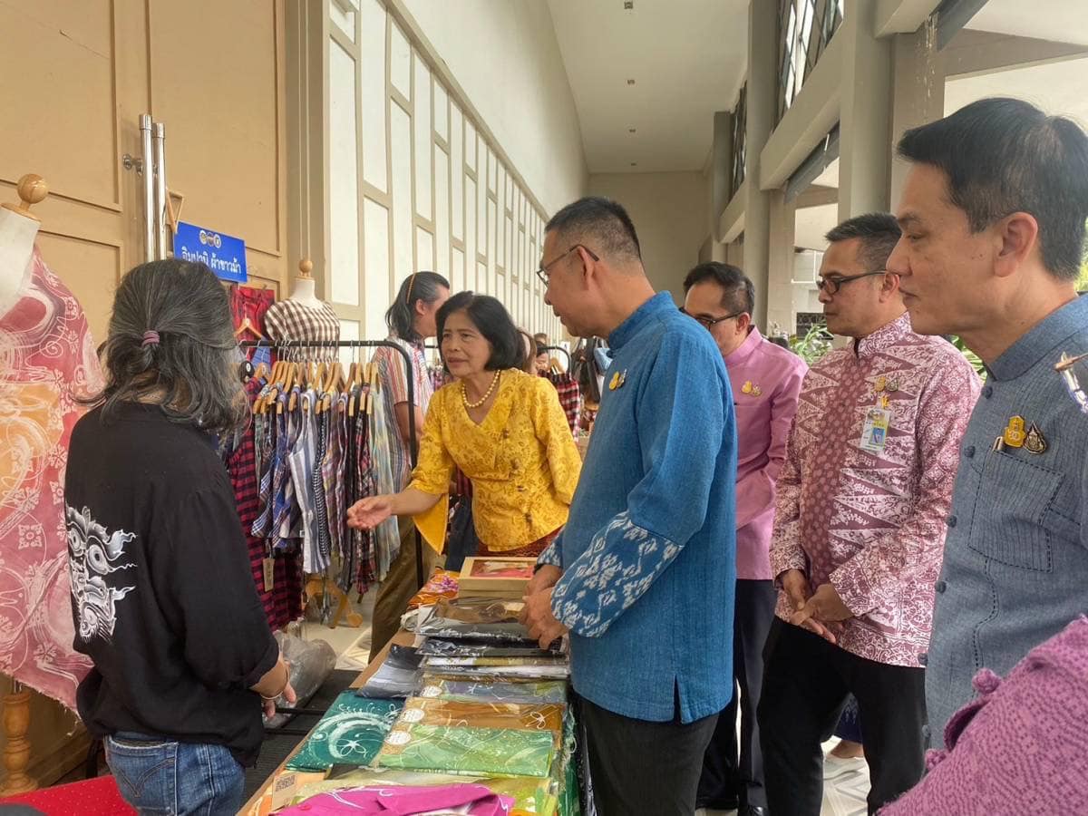 📣 จังหวัดราชบุรี อธิบดีกรมการพัฒนาชุมชน ลงพื้นที่มอบนโยบายขับเคลื่อนงานพัฒนาชุมชน ในพื้นที่เขตตรวจราชการที่ 3 กลุ่มจังหวัดภาคกลางตอนล่าง 1