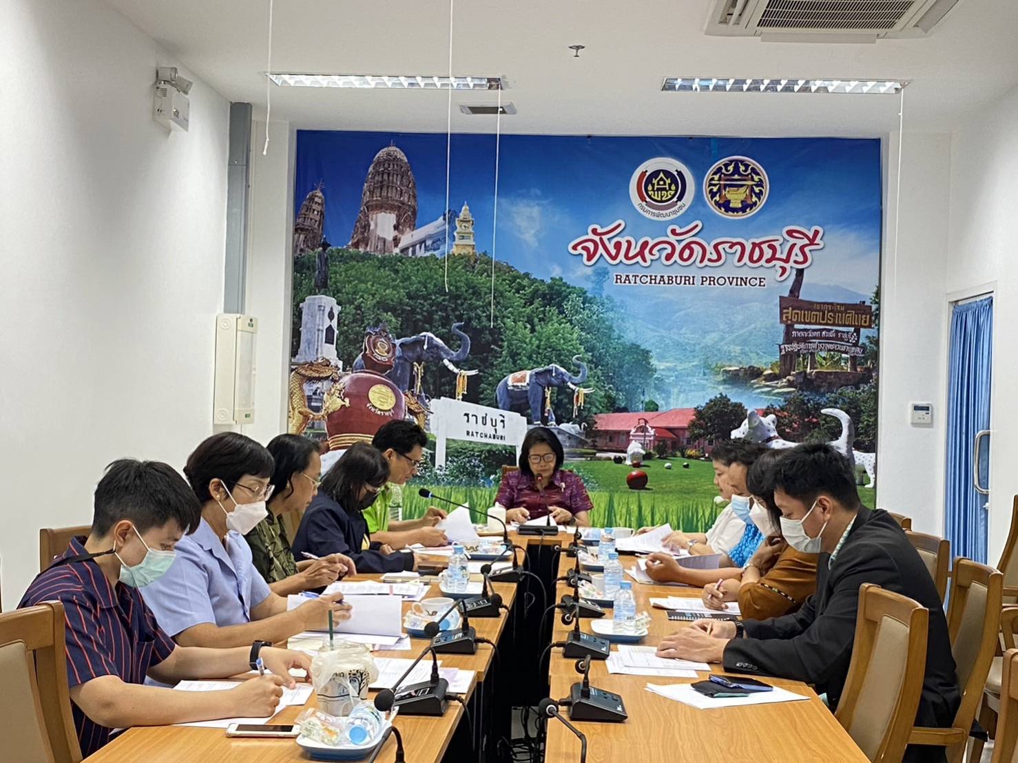 📣 พช.ราชบุรี จัดประชุมเตรียมความพร้อมการขับเคลื่อนการดำเนินงานขจัดความยากจนและพัฒนาคนทุกช่วงวัยอย่างยั่งยืนตามหลักปรัชญาของเศรษฐกิจพอเพียง ครั้งที่ 1/2567