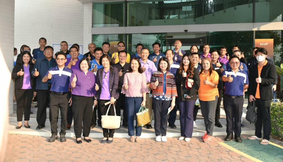 📣 พช.ราชบุรี ร่วมตรวจเยี่ยมสถานประกอบกิจการ SCGP โรงงานบ้านโป่ง การน้อมนำแนวพระราชดำริ ฯ ขับเคลื่อน “โรงงานนี้มีรัก ปลูกผักกินเอง” สร้างความมั่นคงทางอาหาร