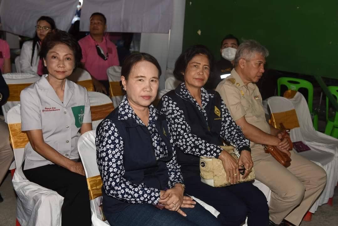 📣 พช.ราชบุรี ร่วมออกหน่วยให้บริการประชาชนภายใต้โครงการจังหวัดเคลื่อนที่ “บำบัดทุกข์บำรุงสุข สร้างรอยยิ้มให้ประชาชนจังหวัดราชบุรี” ร่วมกับโครงการหน่วยแพทย์เคลื่อนที่ พอ.สว.จังหวัดราชบุรี ประจำปี 2567 ครั้งที่ 4