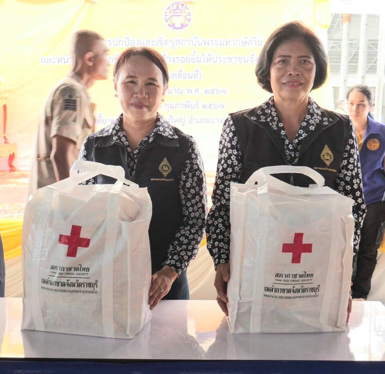 📣 พช.ราชบุรี ร่วมออกหน่วยให้บริการประชาชนภายใต้โครงการจังหวัดเคลื่อนที่ “บำบัดทุกข์บำรุงสุข สร้างรอยยิ้มให้ประชาชนจังหวัดราชบุรี” ร่วมกับโครงการหน่วยแพทย์เคลื่อนที่ พอ.สว.จังหวัดราชบุรี ประจำปี 2567 ครั้งที่ 4