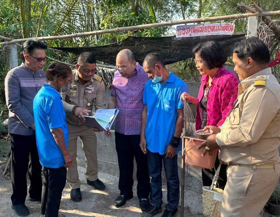 📣 พช. ราชบุรี ลงพื้นที่ตรวจเยี่ยมและให้กำลังใจ สนับสนุนและติดตาม ผลการดำเนินการตามนโยบายของรัฐบาล ภารกิจสำคัญของกระทรวงมหาดไทย และจังหวัดราชบุรี เกิดการบูรณาการร่วมคิดร่วมทำสรรสร้างสิ่งดีให้เกิดขึ้น “Change for good”