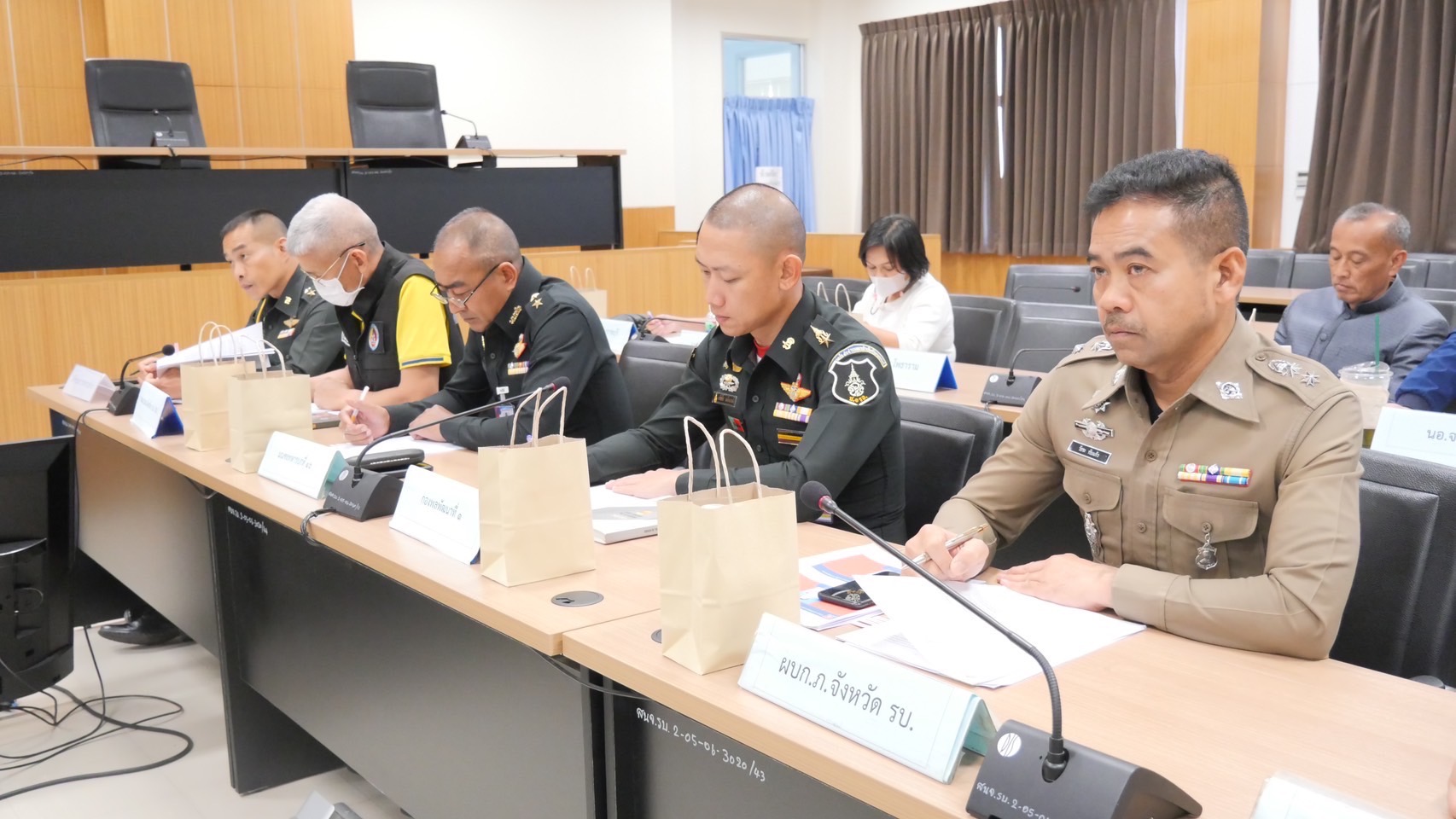 📣 พช.ราชบุรี จัดประชุมคณะกรรมการบริหารศูนย์อำนวยการขจัดความยากจนและพัฒนาคนทุกช่วงวัยอย่างยั่งยืน ตามหลักปรัชญาของเศรษฐกิจพอเพียงจังหวัด (คจพ.จ.) จังหวัดราชบุรี ครั้งที่  1/2567