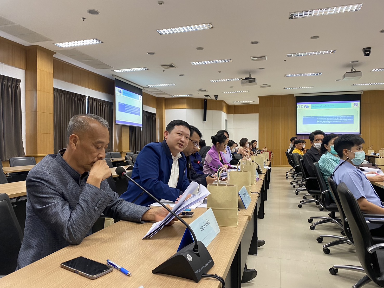 📣 พช.ราชบุรี จัดประชุมคณะกรรมการบริหารศูนย์อำนวยการขจัดความยากจนและพัฒนาคนทุกช่วงวัยอย่างยั่งยืน ตามหลักปรัชญาของเศรษฐกิจพอเพียงจังหวัด (คจพ.จ.) จังหวัดราชบุรี ครั้งที่  1/2567