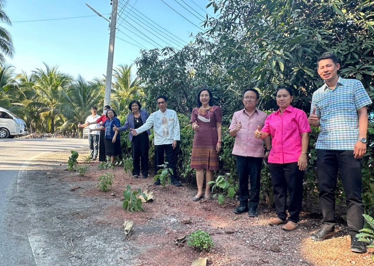 📣 พช. ราชบุรี ลงพื้นที่ตรวจเยี่ยมและให้กำลังใจ สนับสนุนและติดตาม ผลการดำเนินการตามนโยบายของรัฐบาล ภารกิจสำคัญของกระทรวงมหาดไทย และจังหวัดราชบุรี เกิดการบูรณาการร่วมคิดร่วมทำสรรสร้างสิ่งดีให้เกิดขึ้น “Change for good”