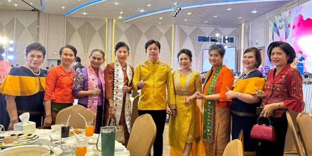 พช.ราชบุรี จัดยิ่งใหญ่  GALA NIGHT สีสันแพรวพรรณ ผ้าไทยใส่ให้สนุก เนื่องในวันสตรีสากล ประจำปี 2567