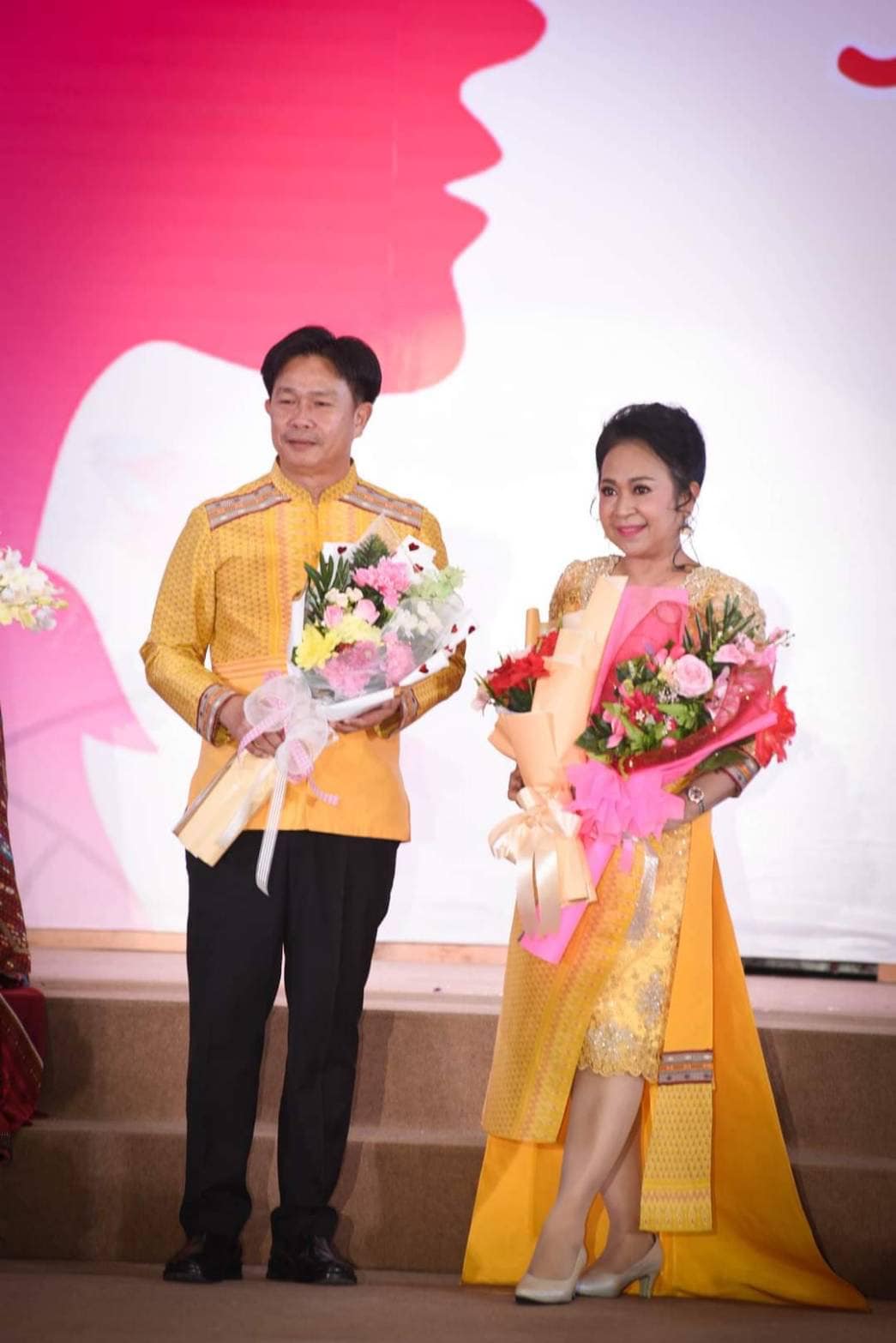 พช.ราชบุรี จัดยิ่งใหญ่  GALA NIGHT สีสันแพรวพรรณ ผ้าไทยใส่ให้สนุก เนื่องในวันสตรีสากล ประจำปี 2567