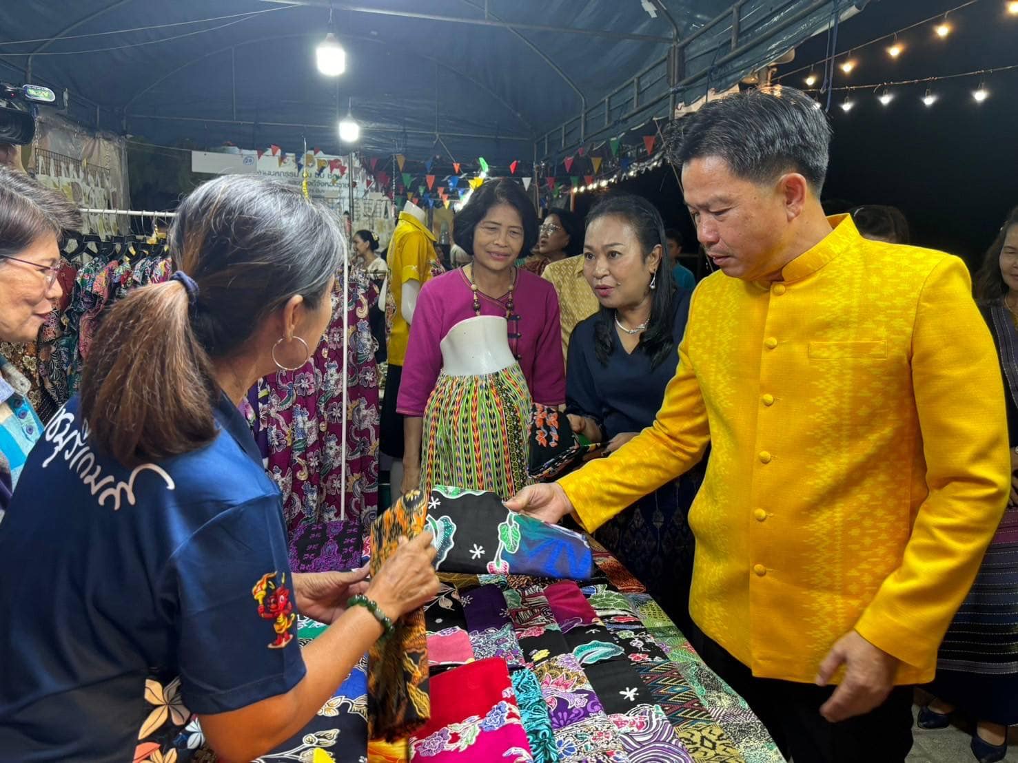 📣 พช.ราชบุรี จัดงานมหกรรม “ชม ชิม ช้อป สินค้า OTOP และของดีจังหวัดราชบุรี” ต้อนรับทัพนักกีฬาเยาวชนแห่งชาติ ครั้งที่ 39 ราชบุรีเกมส์