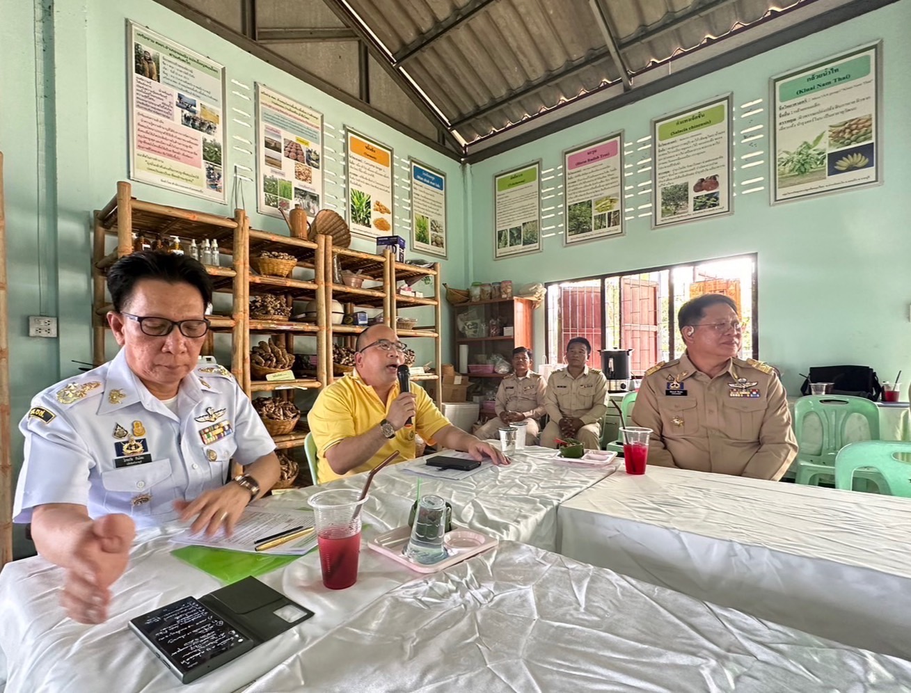 📣 พช. ราชบุรี ลงพื้นที่ตรวจเยี่ยมและให้กำลังใจ สนับสนุนและติดตาม ผลการดำเนินการตามนโยบายของรัฐบาล ภารกิจสำคัญของกระทรวงมหาดไทย และจังหวัดราชบุรี เกิดการบูรณาการร่วมคิดร่วมทำสรรสร้างสิ่งดีให้เกิดขึ้น “Change for good”