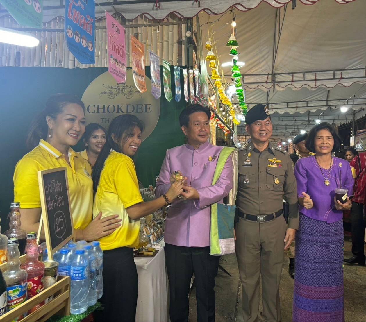 📣 พช.ราชบุรี ร่วมเปิดงาน “ท่องเที่ยวราชบุรี ของดีเมืองโอ่ง และงานกาชาด ประจำปี 2567 ” พร้อมทั้งเยี่ยมชม ให้กำลังใจ ผู้ผลิตผู้ประกอบการOTOP จังหวัดราชบุรี ที่นำสินค้ามาจัดแสดงและจำหน่ายภายในงานฯ