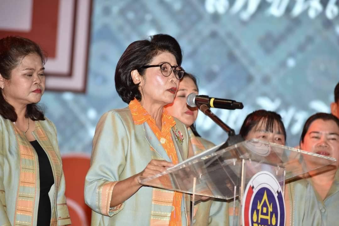 📣 พช.ราชบุรี /จ.ราชบุรี จัดยิ่งใหญ่ เดินแบบผ้าไทยใส่ให้สนุก “ภูษาศิลป์ ถิ่นผ้าราชบุรี ” ในงานท่องเที่ยวราชบุรี ของดีเมืองโอ่งและงานกาชาดประจำปี 2567