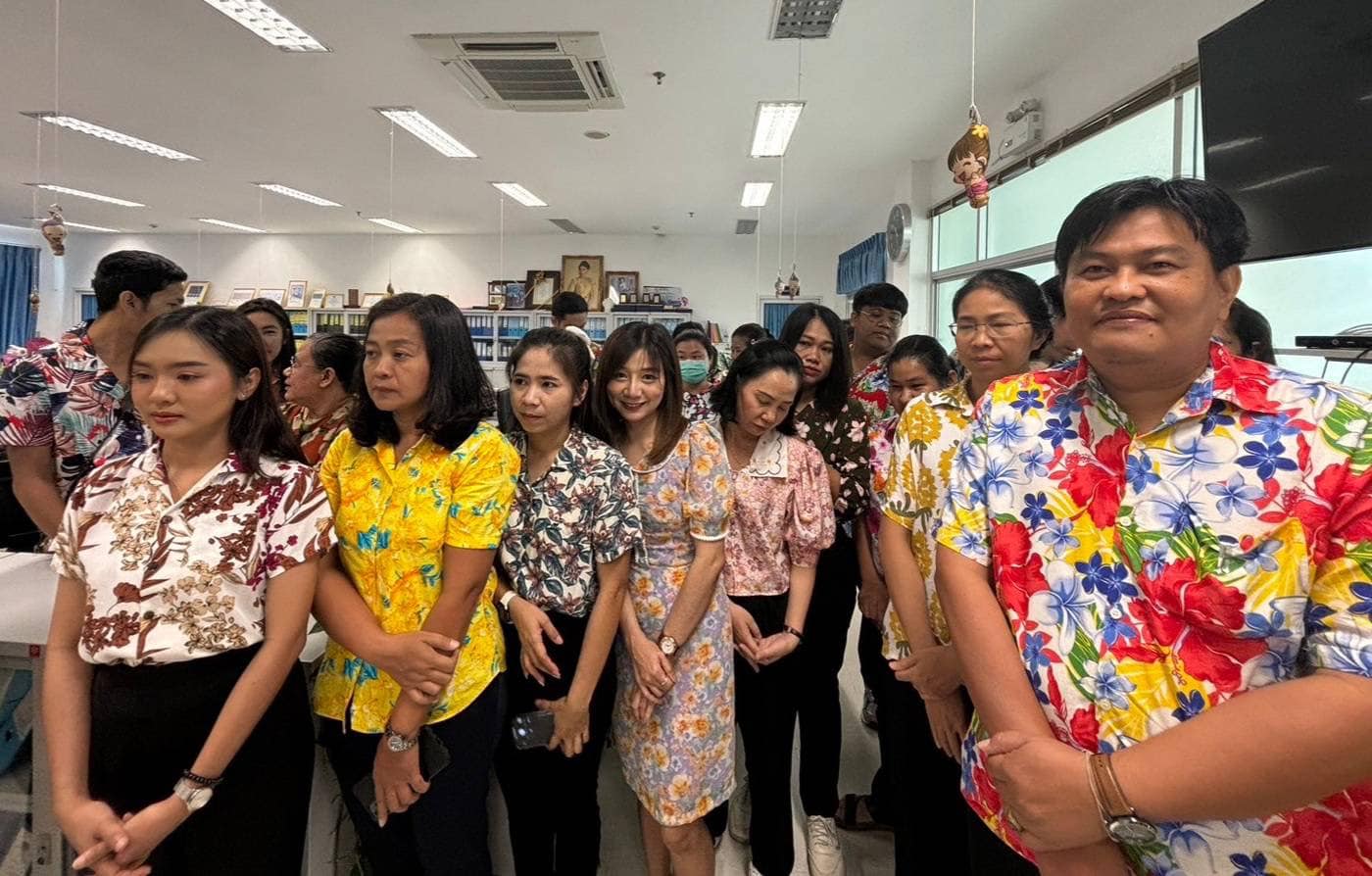 📣 พช.ราชบุรี จัดกิจกรรรมสืบสานประเพณีไทย เนื่องในเทศกาลสงกรานต์ ปี 2567 สรงน้ำพระและรดน้ำขอพรพัฒนาการจังหวัดราชบุรี 💦