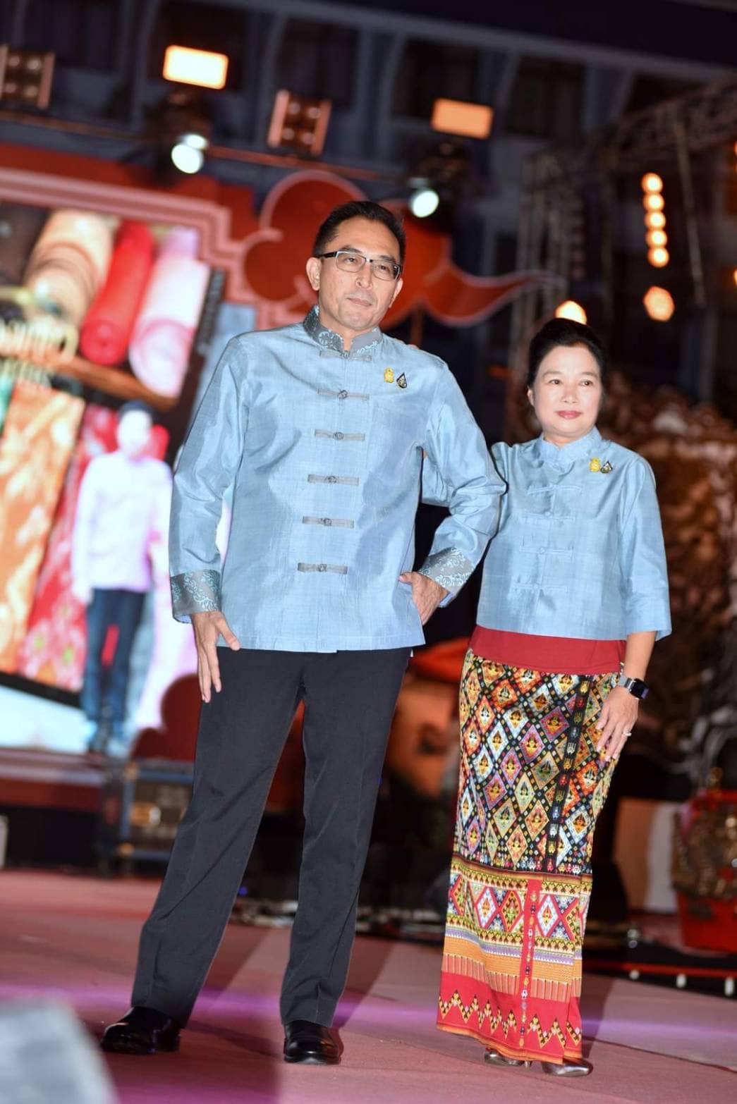 📣 พช.ราชบุรี /จ.ราชบุรี จัดยิ่งใหญ่ เดินแบบผ้าไทยใส่ให้สนุก “ภูษาศิลป์ ถิ่นผ้าราชบุรี ” ในงานท่องเที่ยวราชบุรี ของดีเมืองโอ่งและงานกาชาดประจำปี 2567