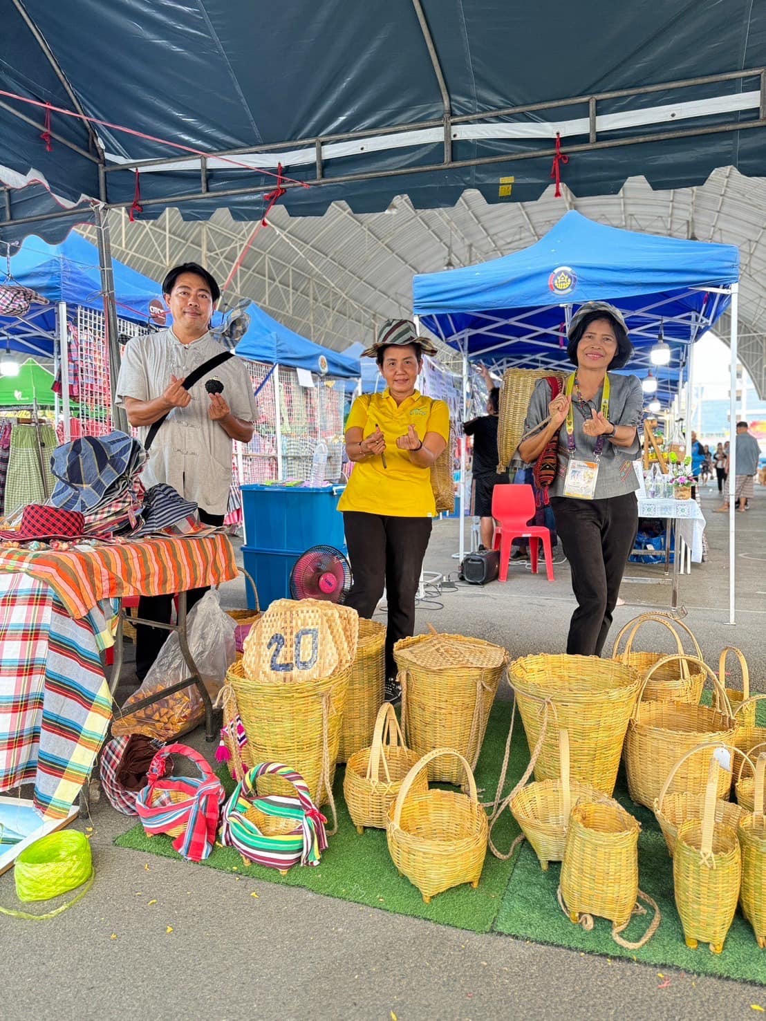 📣 พช.ราชบุรี จัดงานมหกรรม “ชม ชิม ช้อป สินค้า OTOP และของดีจังหวัดราชบุรี” ต้อนรับทัพนักกีฬาอาวุโสแห่งชาติ ครั้งที่ 6 “เมืองโอ่งเกมส์”  ระหว่างวันที่ 19-26 เมษายน 2567