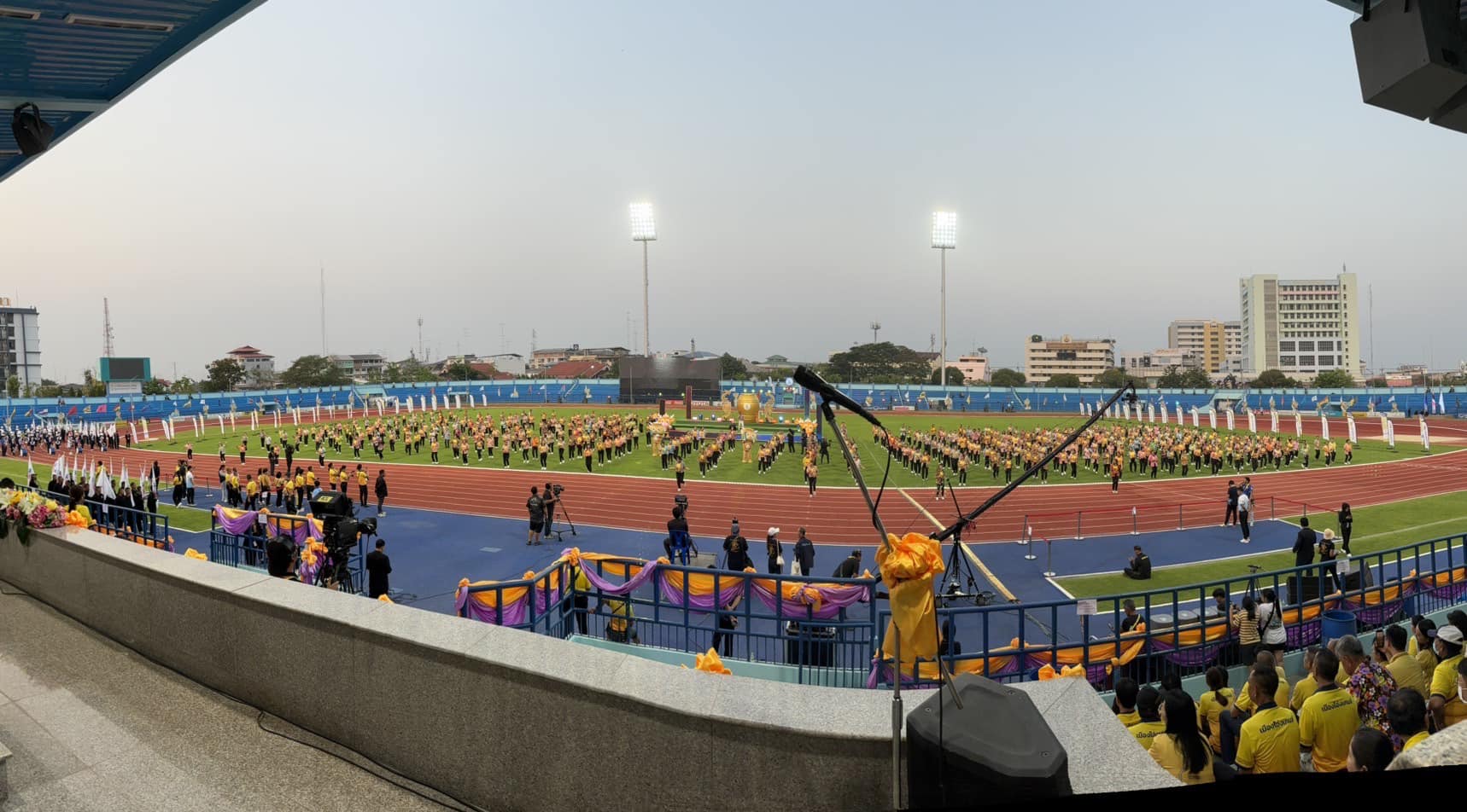 📣 พช.ราชบุรีร่วมพิธีเปิดการแข่งขันกีฬาอาวุโสแห่งชาติ ครั้งที่ 6 ” เมืองโอ่งเกมส์ “