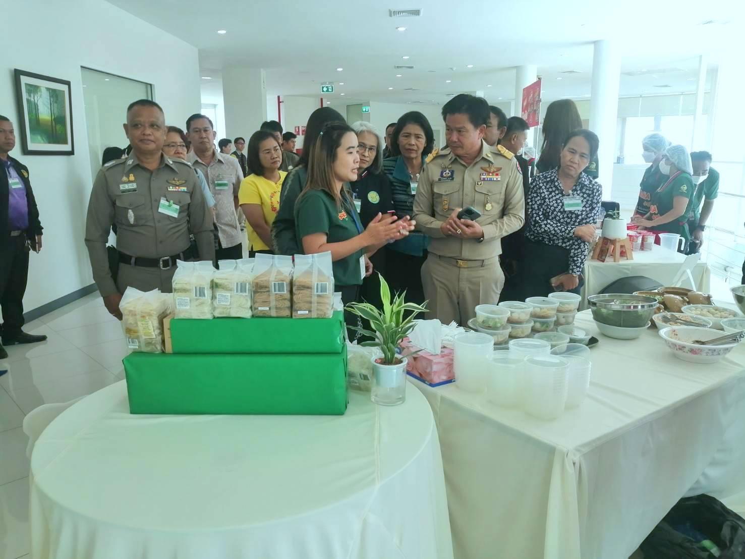 📣 พช.ราชบุรี ร่วมตรวจเยี่ยมสถานประกอบกิจการ ณ บริษัทไทยเพรซิเดนท์ฟูดส์ จำกัด (มหาชน)