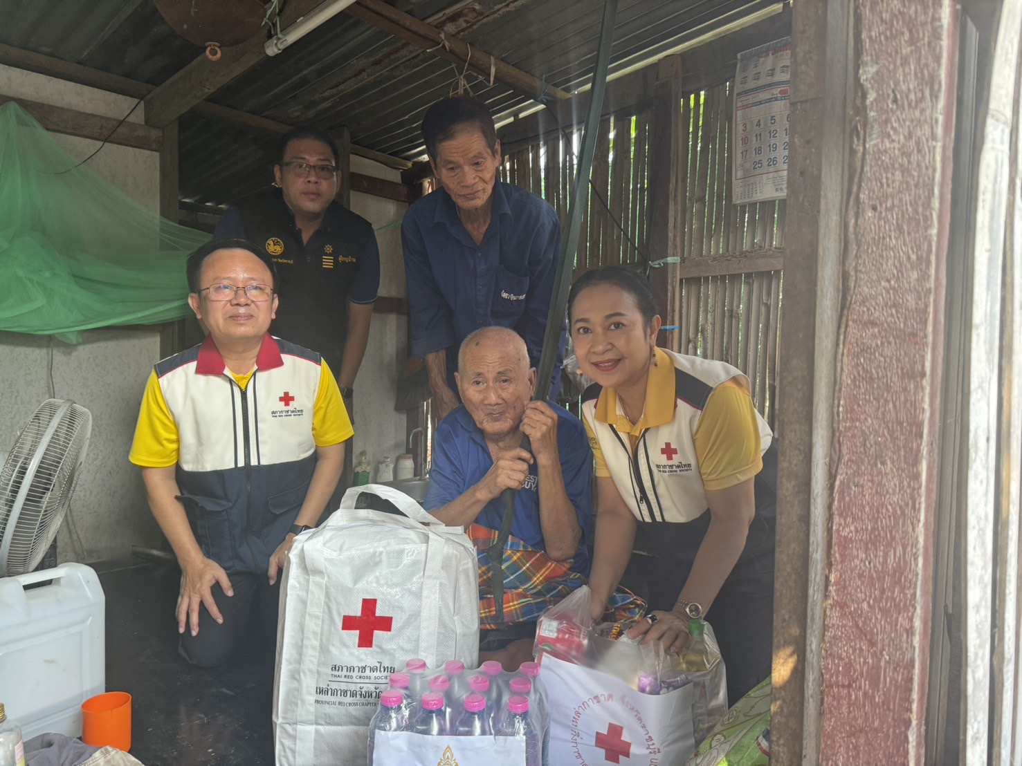 📣พช.ดำเนินสะดวก ลงพื้นที่เยี่ยมบ้านครัวเรือนยากจน TPMAP และ Thai QM เพื่อขจัดความยากจนและพัฒนาคนทุกช่วงวัยอย่างยั่งยืนตามหลักปรัชญาของเศรษฐกิจพอเพียง พื้นที่อำเภอดำเนินสะดวก