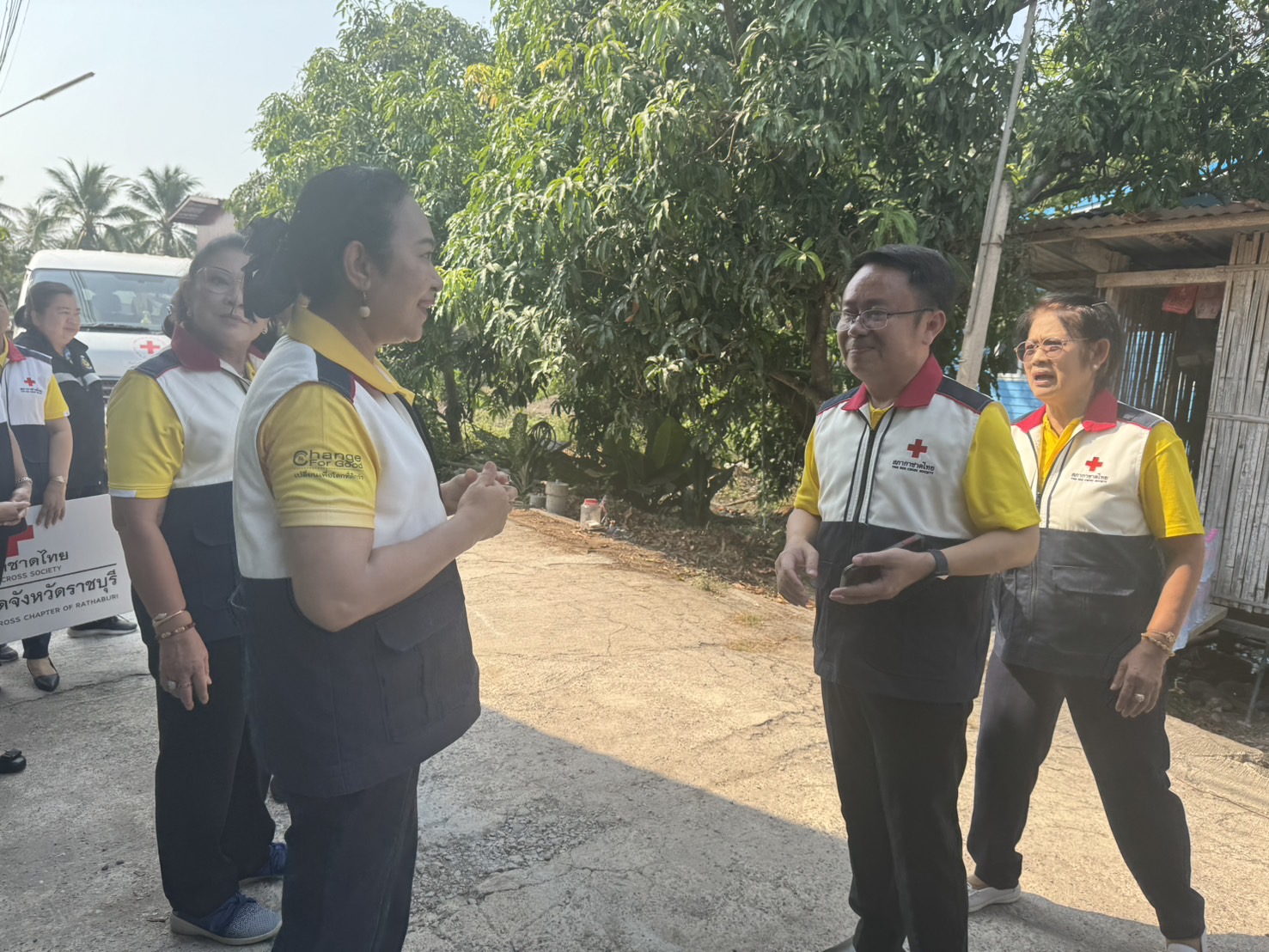 📣พช.ดำเนินสะดวก ลงพื้นที่เยี่ยมบ้านครัวเรือนยากจน TPMAP และ Thai QM เพื่อขจัดความยากจนและพัฒนาคนทุกช่วงวัยอย่างยั่งยืนตามหลักปรัชญาของเศรษฐกิจพอเพียง พื้นที่อำเภอดำเนินสะดวก