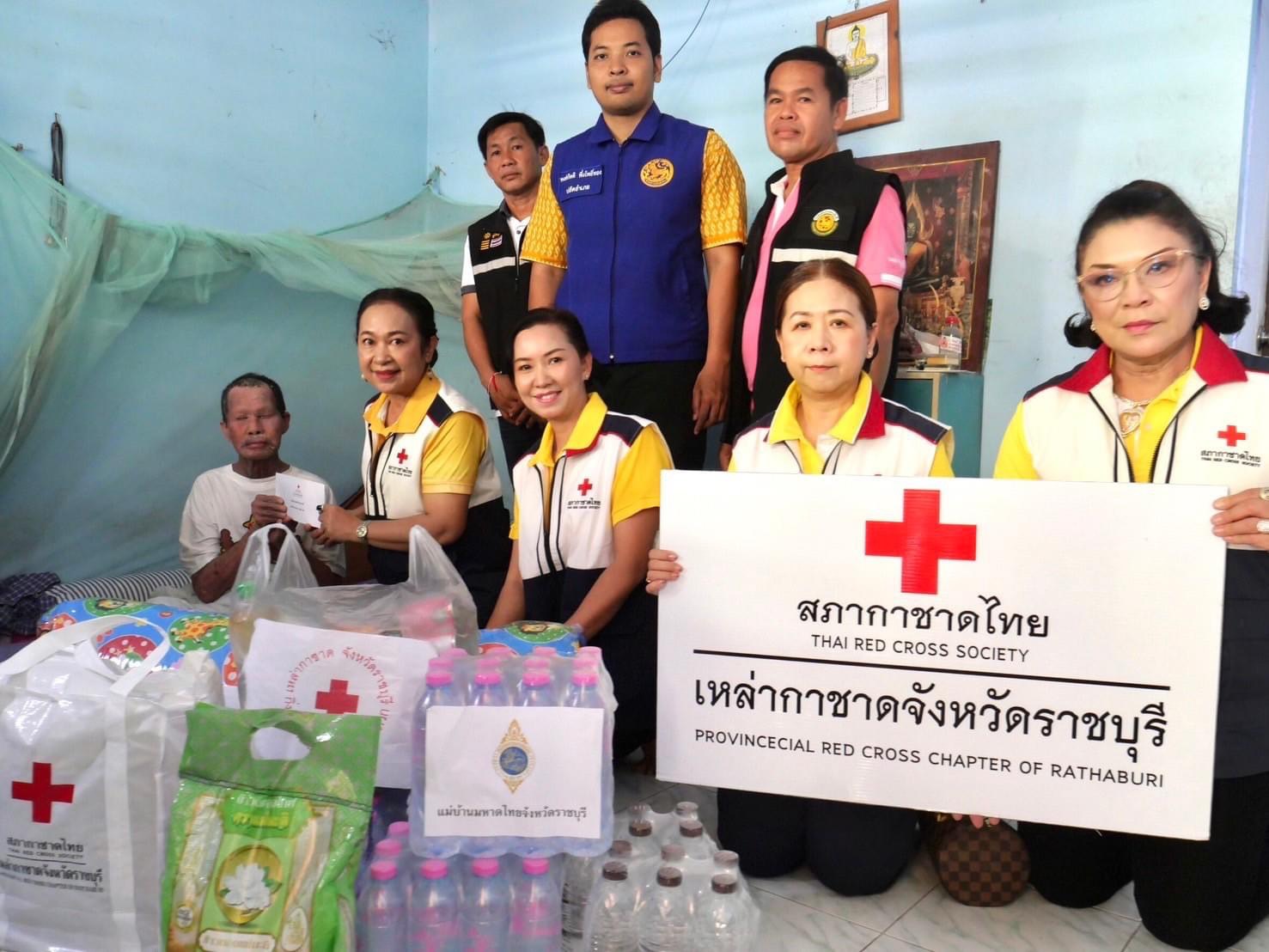 📣พช.ดำเนินสะดวก ลงพื้นที่เยี่ยมบ้านครัวเรือนยากจน TPMAP และ Thai QM เพื่อขจัดความยากจนและพัฒนาคนทุกช่วงวัยอย่างยั่งยืนตามหลักปรัชญาของเศรษฐกิจพอเพียง พื้นที่อำเภอดำเนินสะดวก