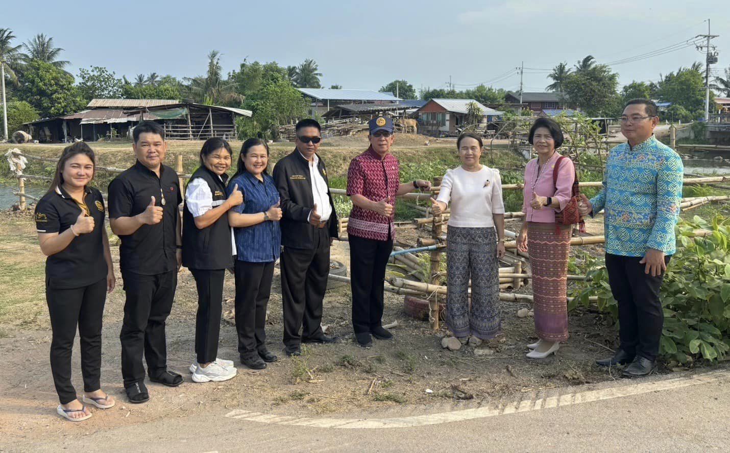 📣  พช. ราชบุรี ลงพื้นที่ตรวจเยี่ยมและให้กำลังใจ สนับสนุนและติดตาม ผลการดำเนินงาน ภารกิจสำคัญของกระทรวงมหาดไทย และจังหวัดราชบุรี เกิดการบูรณาการร่วมคิดร่วมทำสรรสร้างสิ่งดีให้เกิดขึ้น “Change for good”