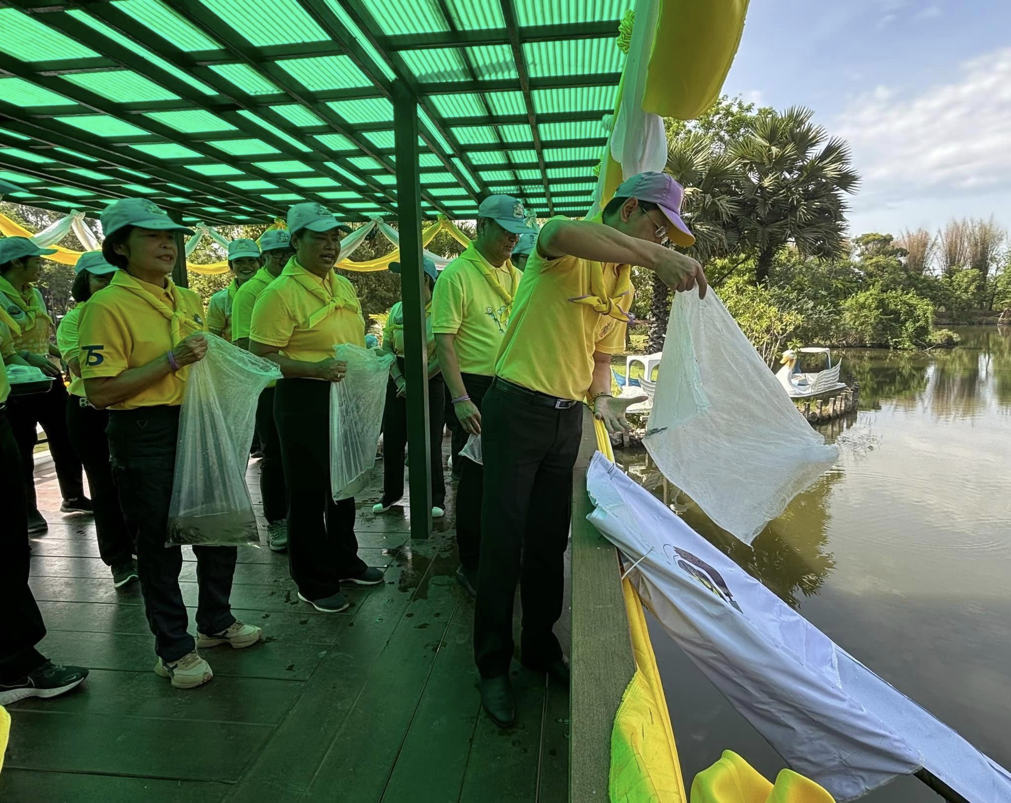 📣 พช.ราชบุรี ร่วมกิจกรรมจิตอาสาพระราชทาน “พช.ทำความดี ด้วยหัวใจ เทิดทูนสถาบันหลักของชาติ” เนื่องในวันฉัตรมงคลและวันสำคัญของชาติ ห้วงเดือนพฤษภาคม