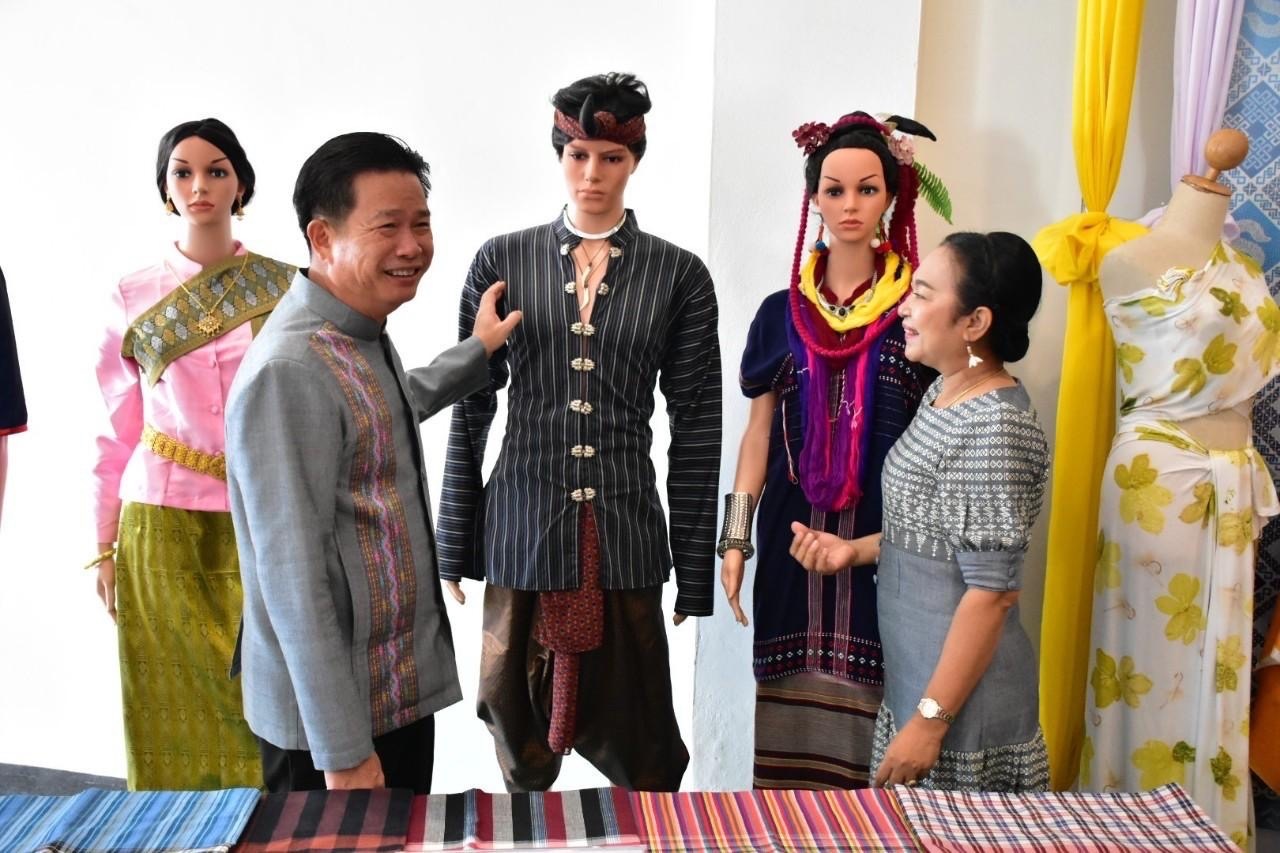 📣 จังหวัดราชบุรี จัดประกวดสุดยอดผ้าประจำจังหวัดราชบุรี ประจำปี 2567 เพื่อคัดเลือกผ้าพื้นถิ่นที่เป็นสุดยอดของจังหวัดราชบุรี