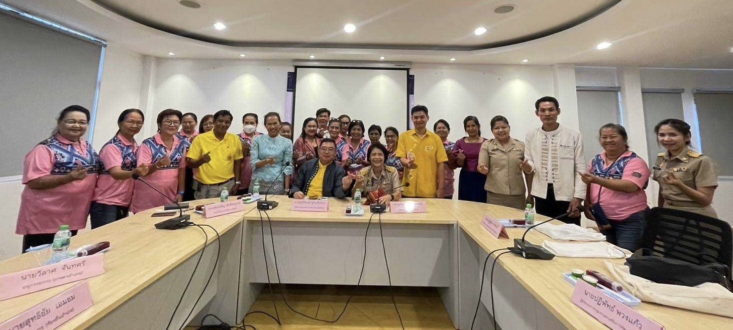 📣 พช.ราชบุรี ลงพื้นที่คัดเลือกคนกองทุนพัฒนาบทบาทสตรีดีเด่นระดับจังหวัด จังหวัดราชบุรี ประจำปี 2567 (วันที่1-2)