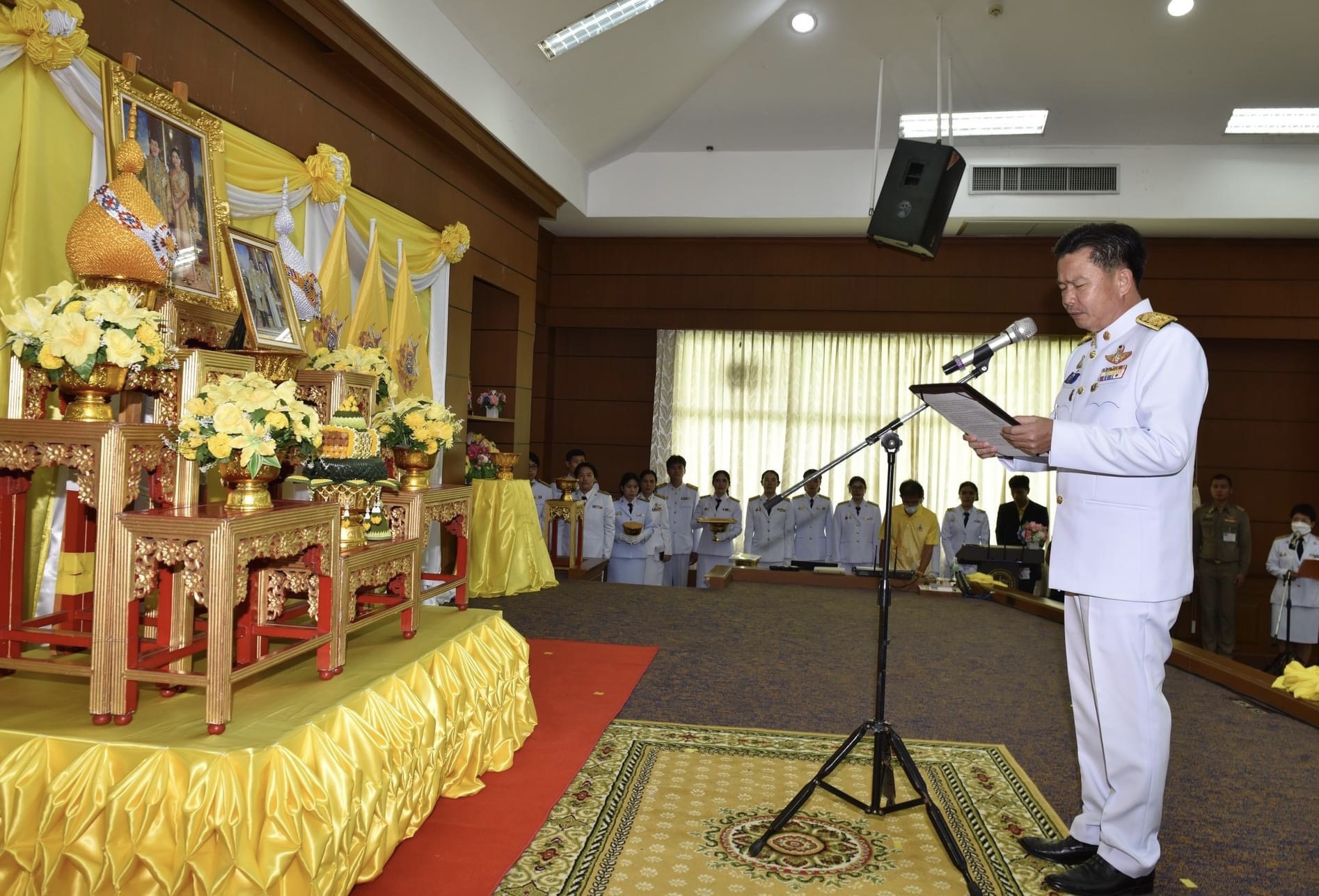 📣 พช.ราชบุรี ร่วมพิธีรับพระราชทานพระบรมฉายาลักษณ์ พระบาทสมเด็จพระเจ้าอยู่หัวที่ฉายกับสมเด็จพระนางเจ้าฯ พระบรมราชินี