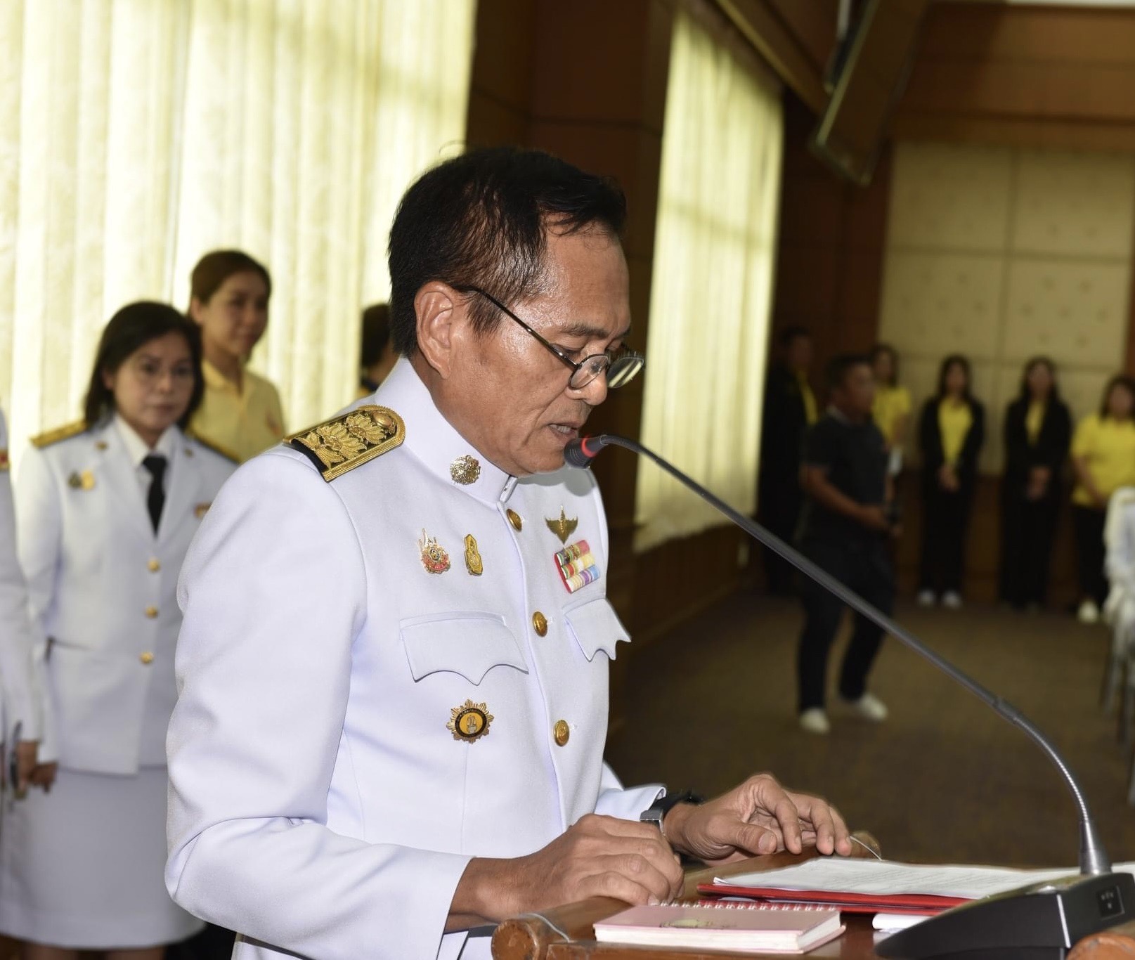 📣 พช.ราชบุรี ร่วมพิธีรับพระราชทานพระบรมฉายาลักษณ์ พระบาทสมเด็จพระเจ้าอยู่หัวที่ฉายกับสมเด็จพระนางเจ้าฯ พระบรมราชินี