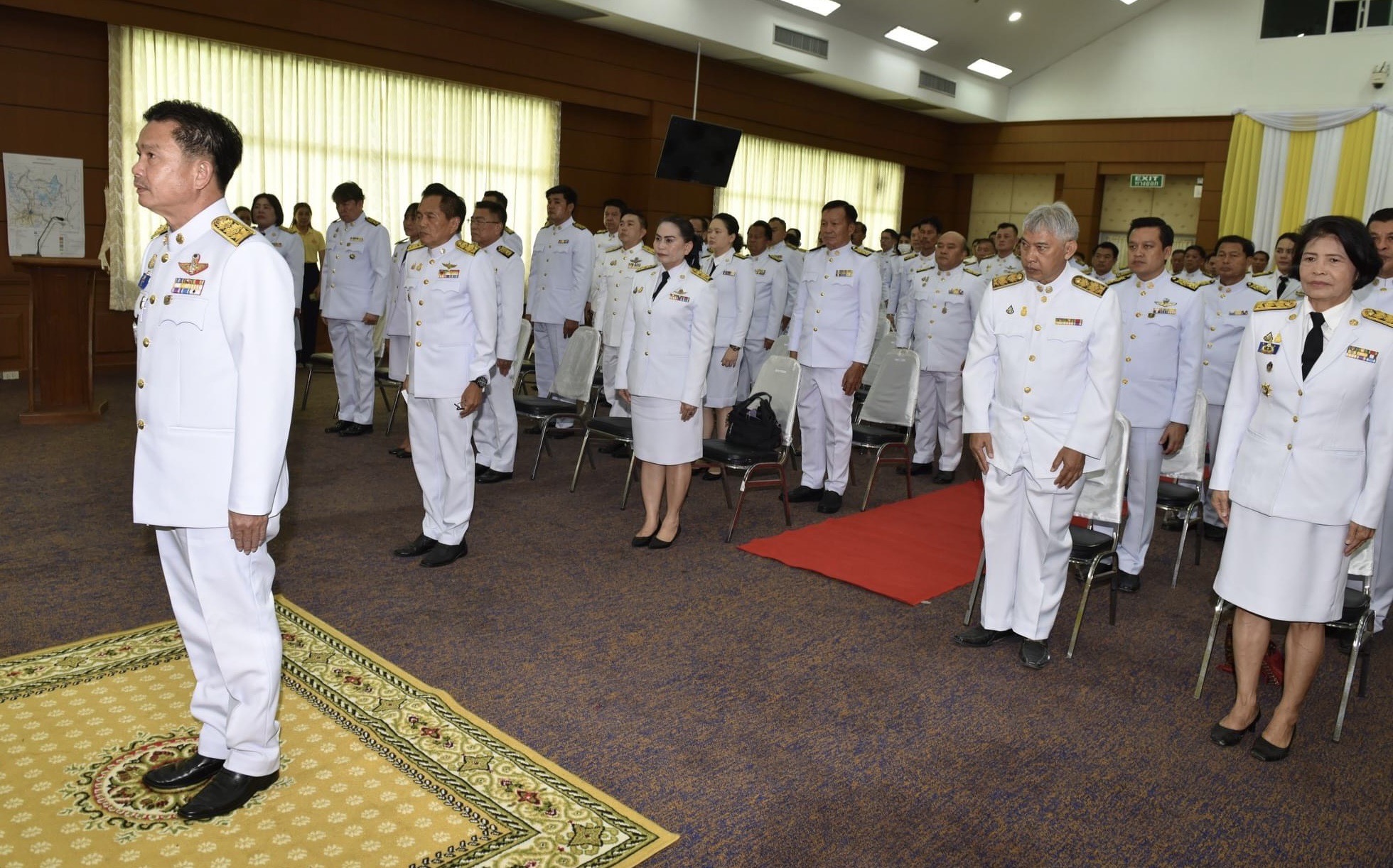 📣 พช.ราชบุรี ร่วมพิธีรับพระราชทานพระบรมฉายาลักษณ์ พระบาทสมเด็จพระเจ้าอยู่หัวที่ฉายกับสมเด็จพระนางเจ้าฯ พระบรมราชินี