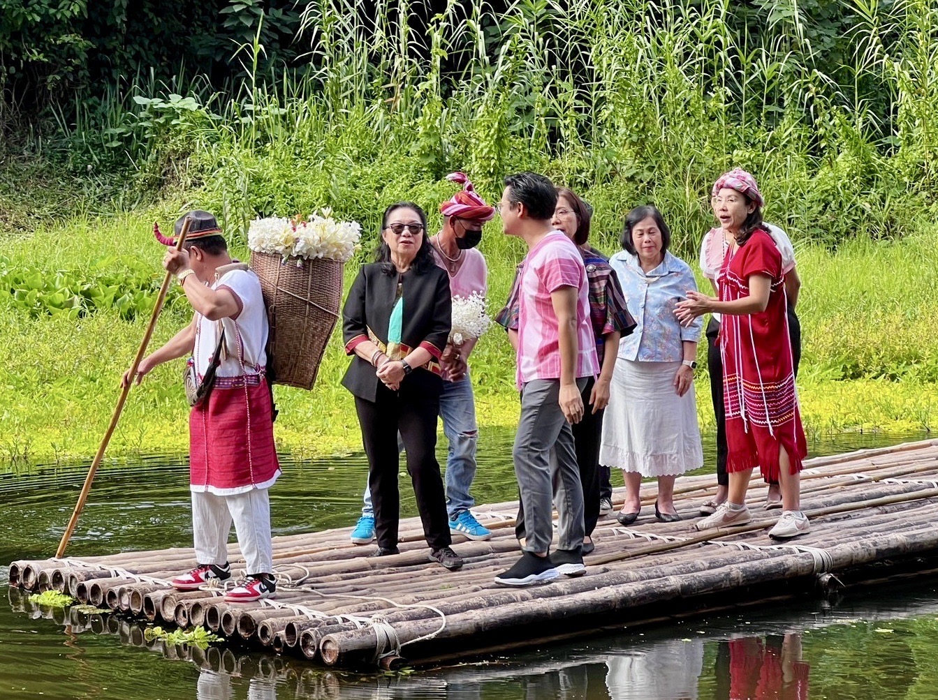 📣 จังหวัดราชบุรี รับการตรวจประเมินรางวัลเลิศรัฐ ประจำปี 2567 สาขา การบริหารราชการแบบมีส่วนร่วม ประเภท สัมฤทธิผลประชาชนมีส่วนร่วม ระดับดีเด่น ผลงาน “ตลาดโอ๊ะป่อย บ้านท่ามะขาม หมู่บ้านท่องเที่ยว OTOP นวัตวิถี ก้าวสู่เศรษฐกิจ BCG Model”