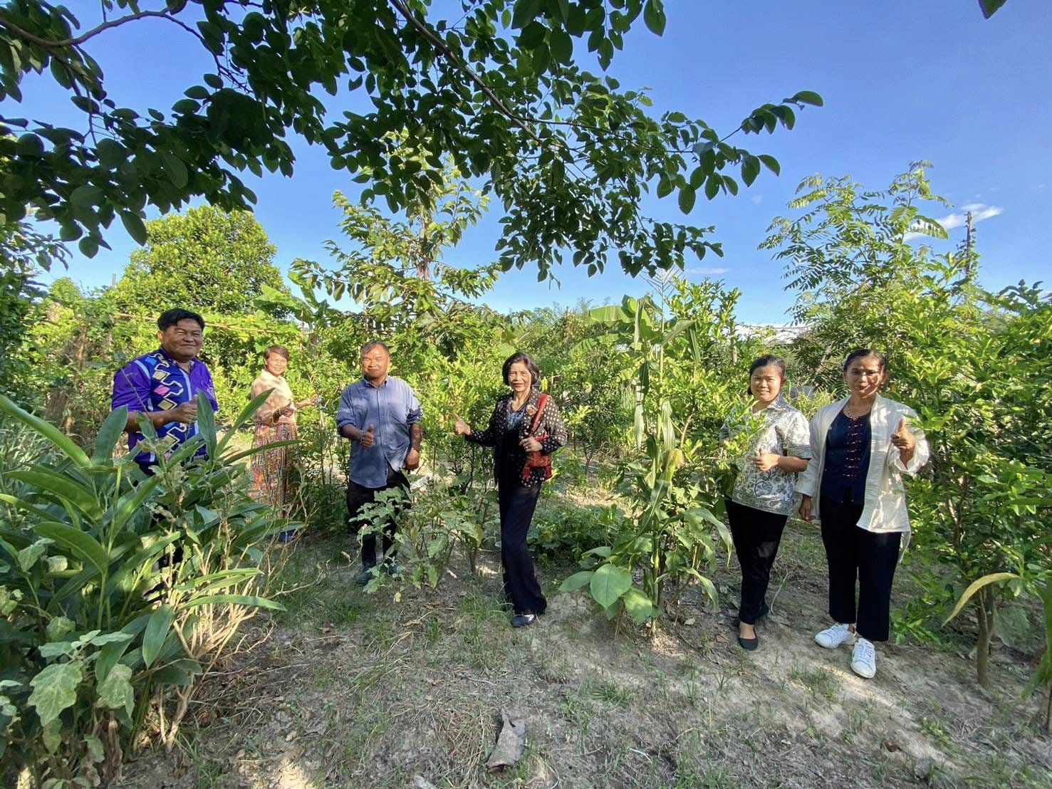 📣 พช.ราชบุรี ลงพื้นที่ตรวจเยี่ยม และติดตามผลการดำเนินงานกิจกรรมการสร้างความมั่นคงทางอาหาร “บ้านนี้มีรักปลูกผักกินเอง ทางนี้มีผลผู้คนรักกัน” ตามแนวพระราชดำริกรมสมเด็จพระเทพรัตนราชสุดาฯ สยามบรมราชกุมารี สู่การปฏิบัติ